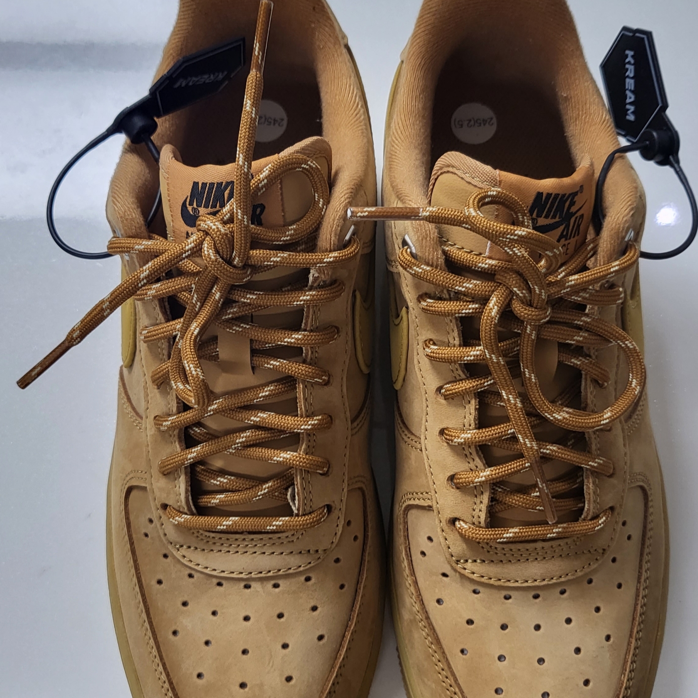 Nike Air Force 1 '07 WB Flax 착용 스타일 - 2