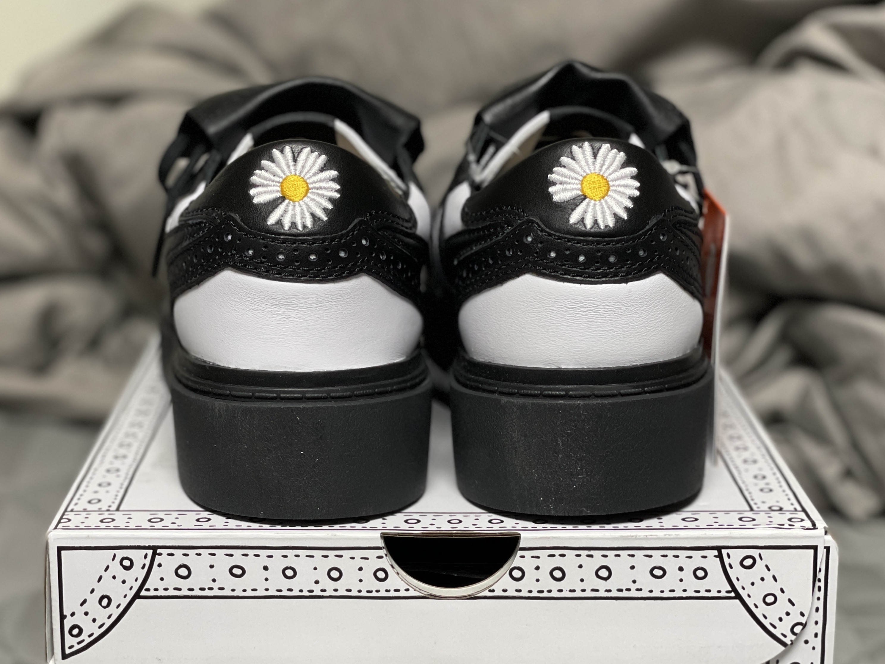 Nike x Peaceminusone Kwondo1 Black and White 착용 스타일 - 3