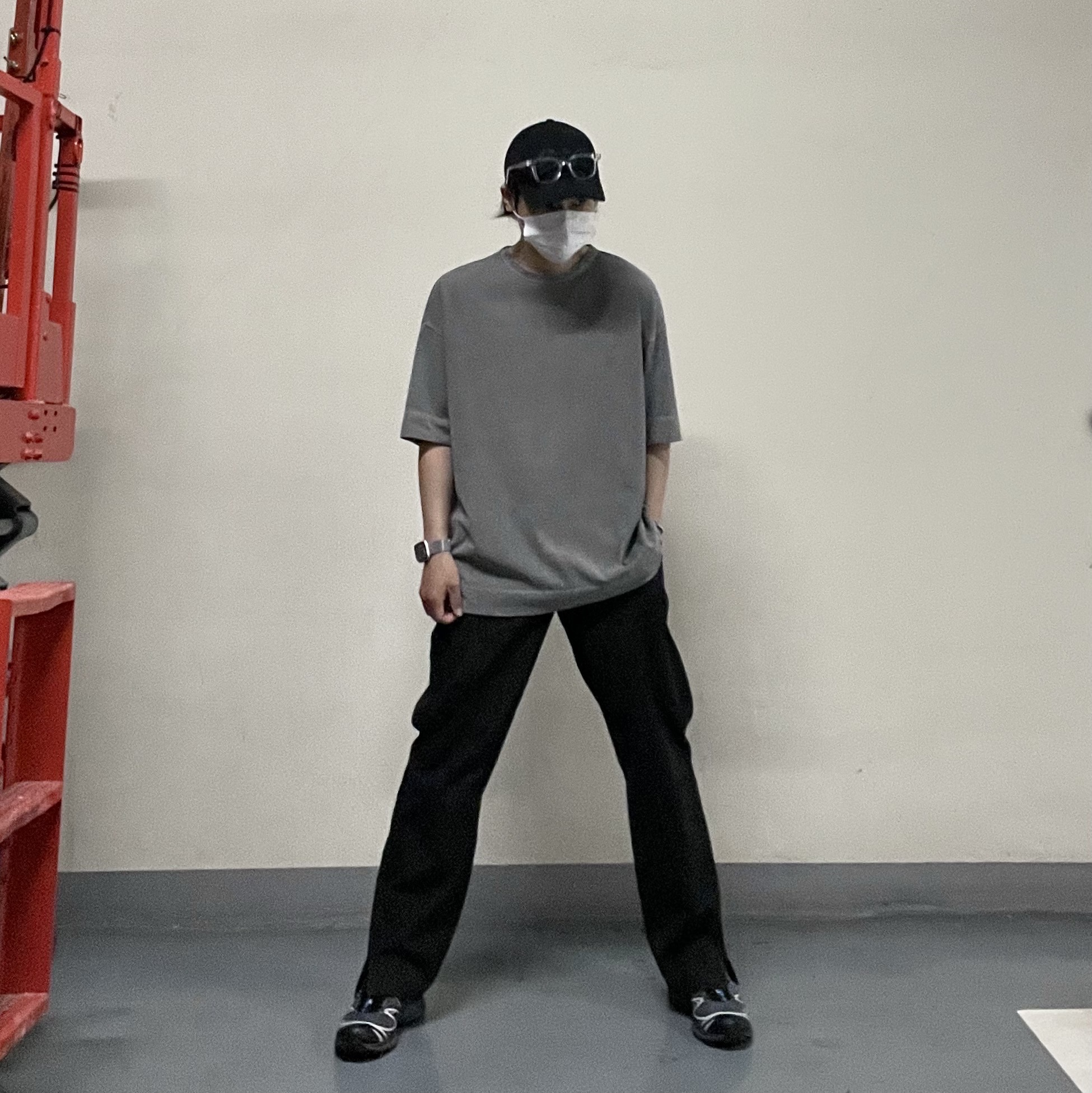 Salomon XT-6 Gore-Tex Black Ebony, Y-3 Logo Cap Black 착용 스타일 - 2