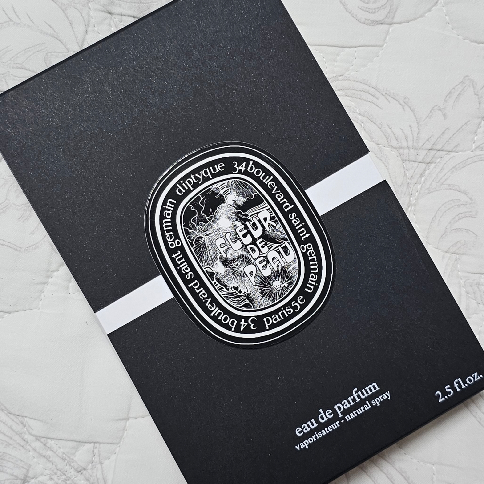 Diptyque Fleur De Peau Eau De Parfum 75ml, Supreme x The North Face Summit Series Outer Tape Seam Jacket Black - 21SS 착용 스타일 - 1