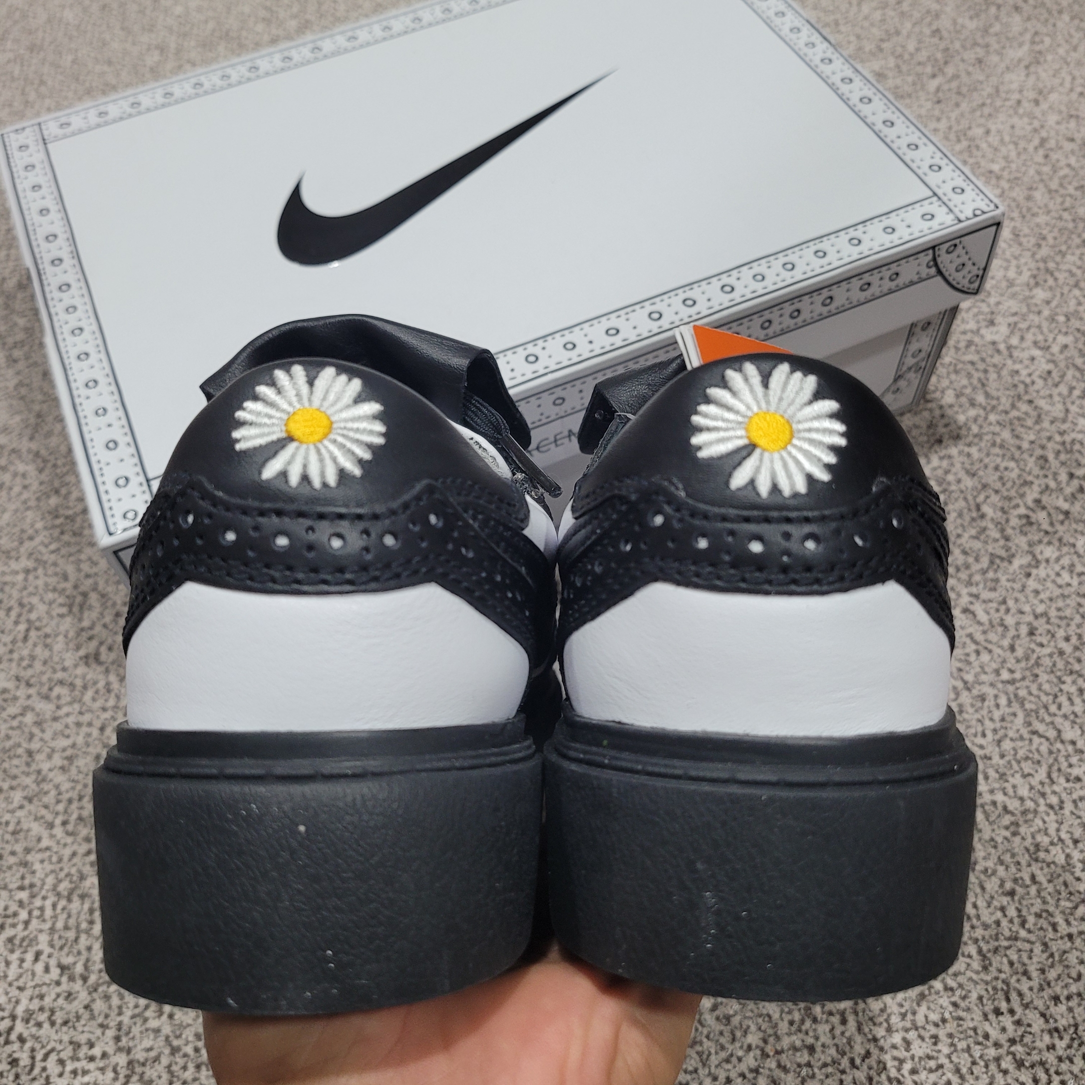 Nike x Peaceminusone Kwondo1 Black and White 착용 스타일 - 4
