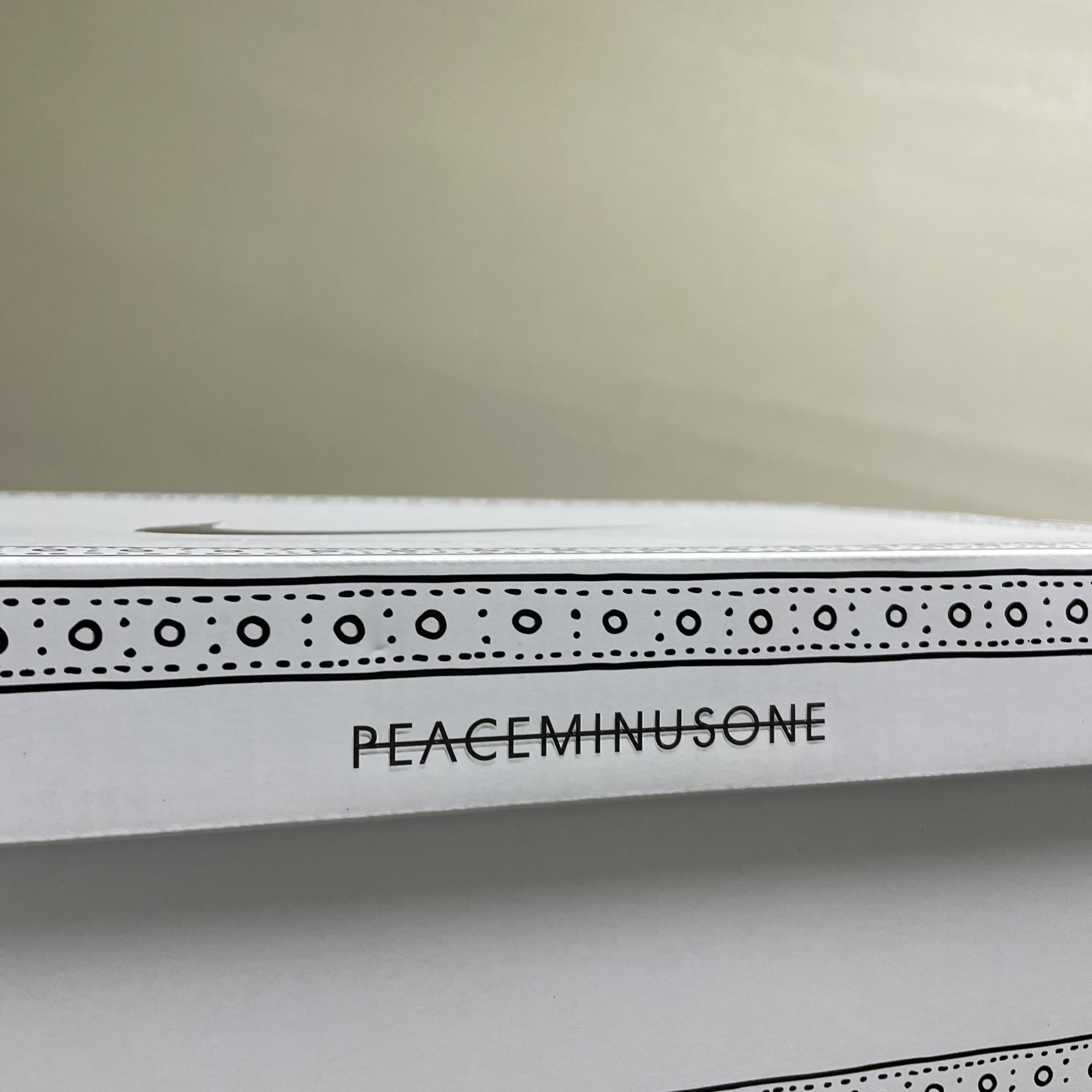 Nike x Peaceminusone Kwondo1 Black and White 착용 스타일 - 3