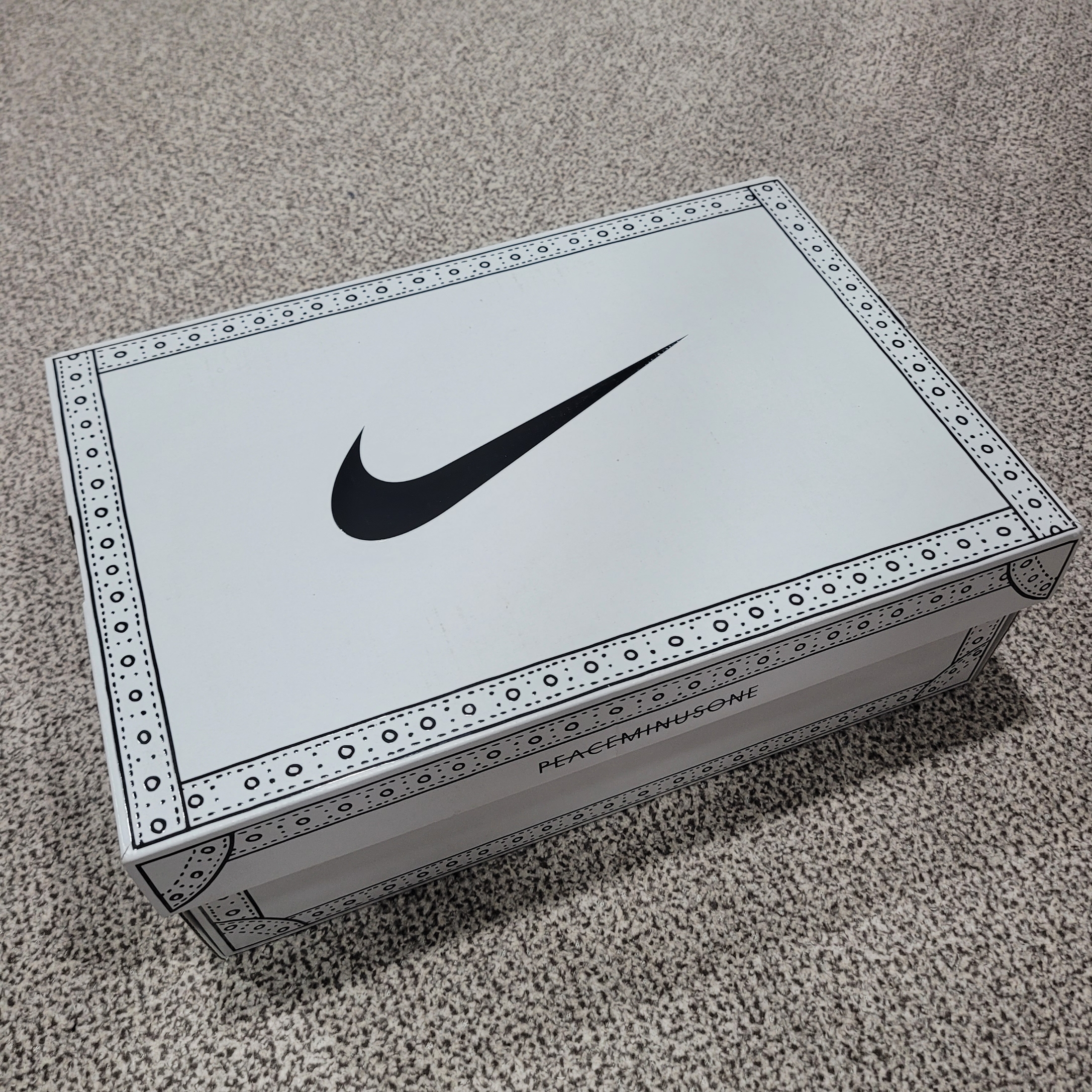 Nike x Peaceminusone Kwondo1 Black and White 착용 스타일 - 1