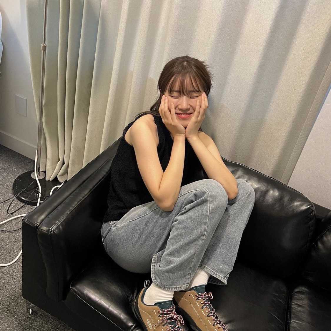 (W) Keen Jasper Sneakers Bright Brown 착용 스타일