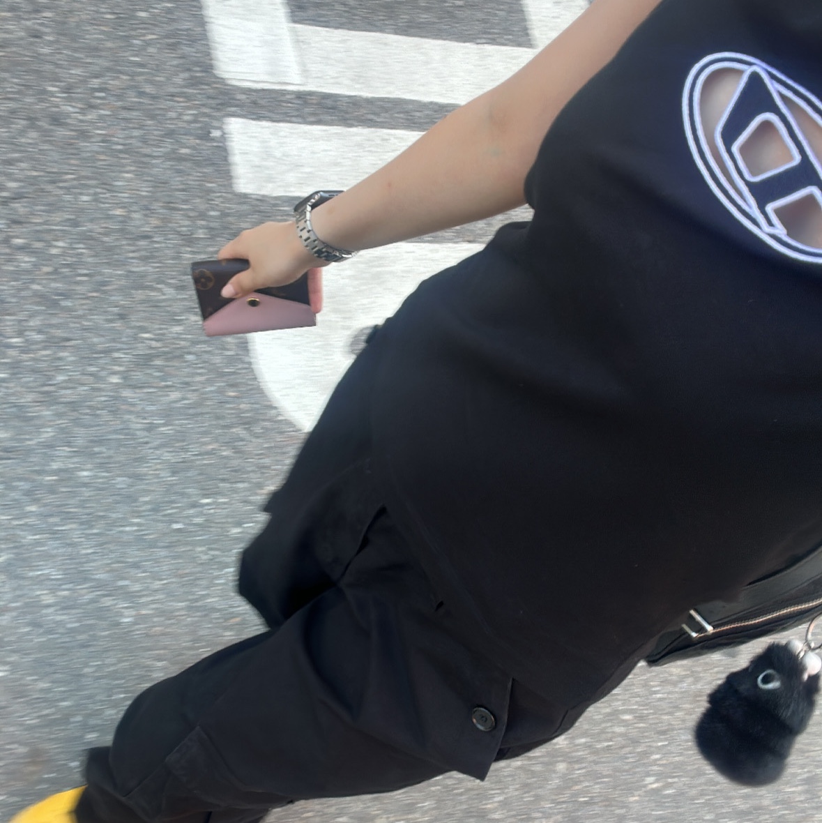 (W) Diesel T-Angie Peekaboo Logo T-Shirt Black 착용 스타일 - 2