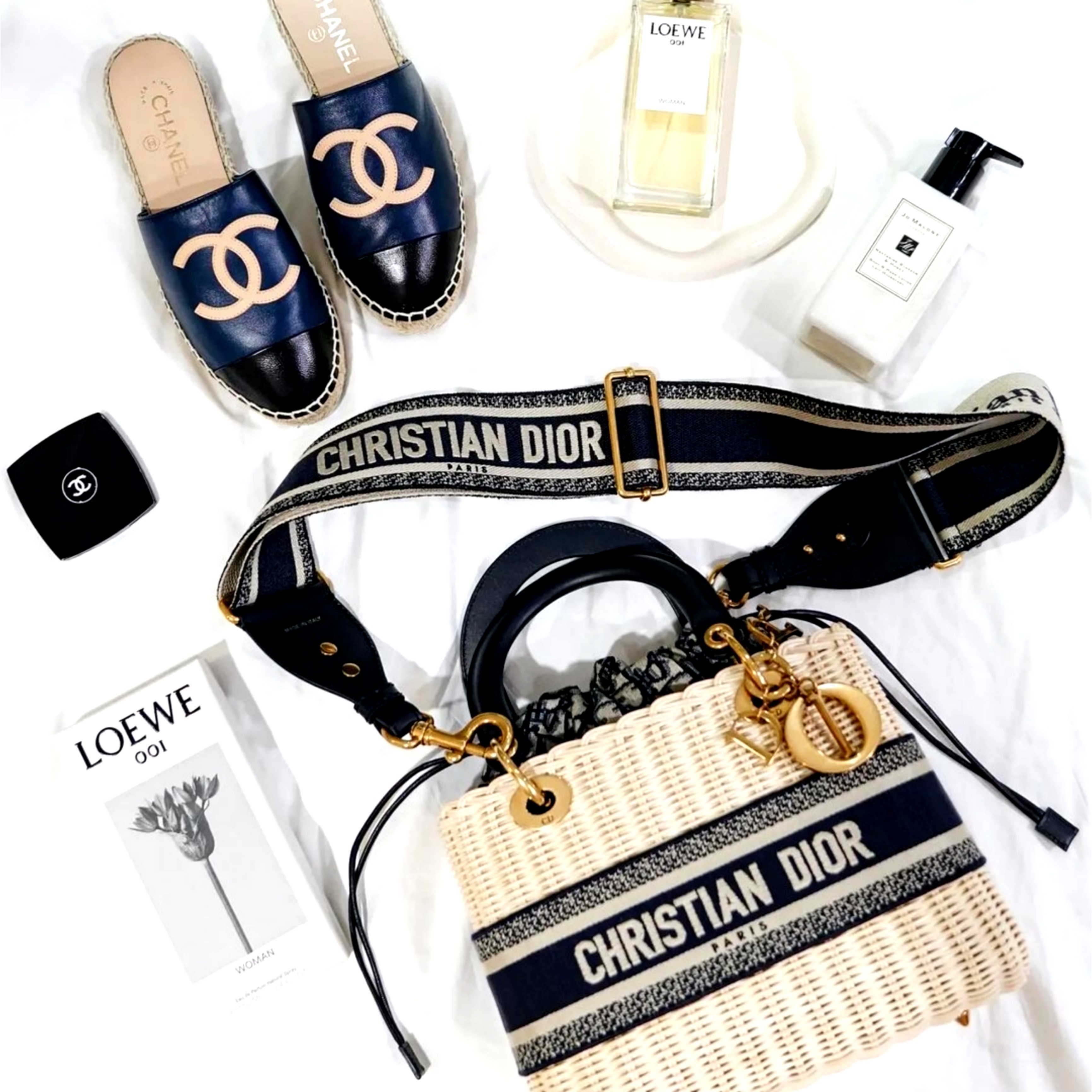 Chanel Codes Couleur Limited Edition Miroir Double Facettes 111 Ballerina 착용 스타일 - 3
