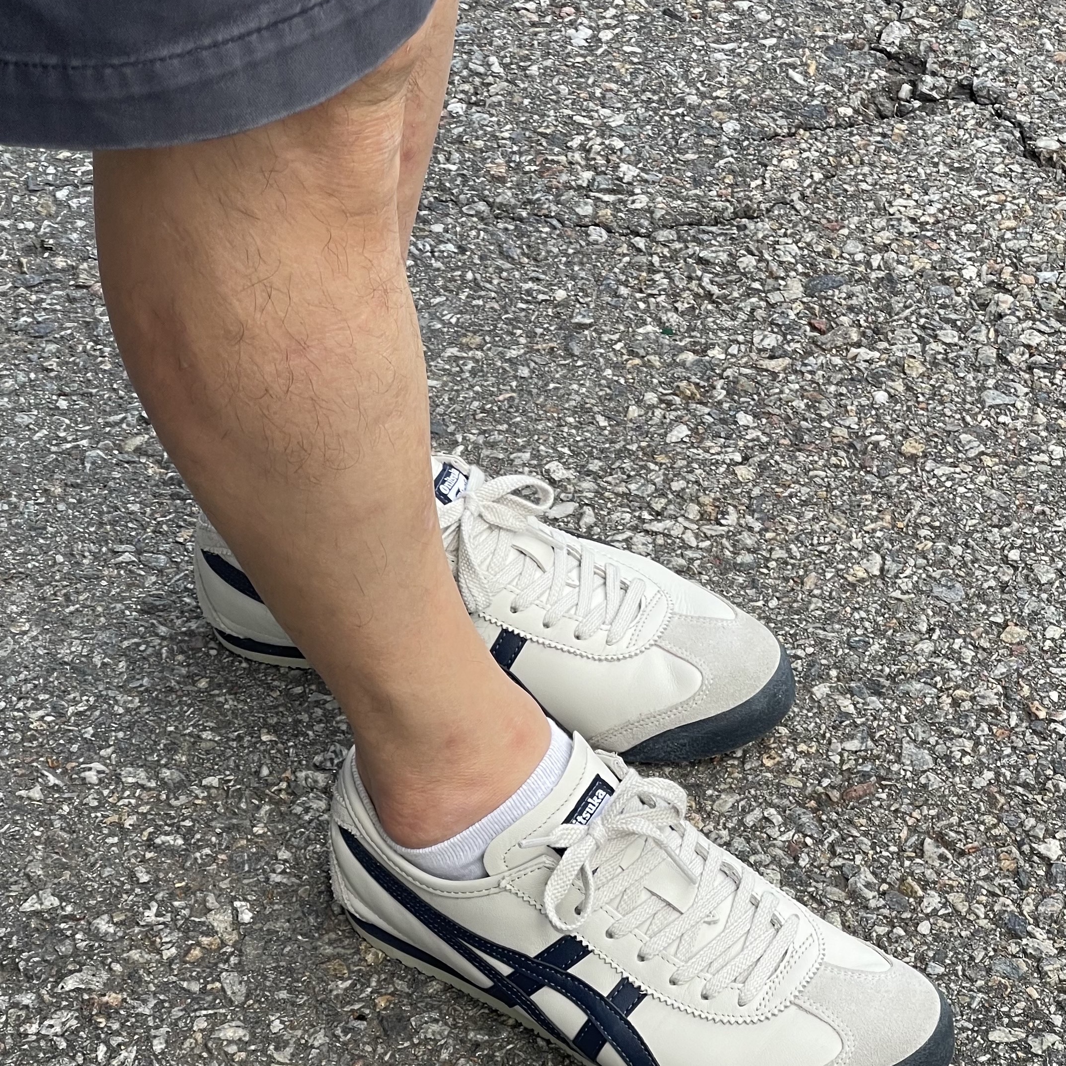 Onitsuka Tiger Mexico 66 Birch 착용 스타일 - 1