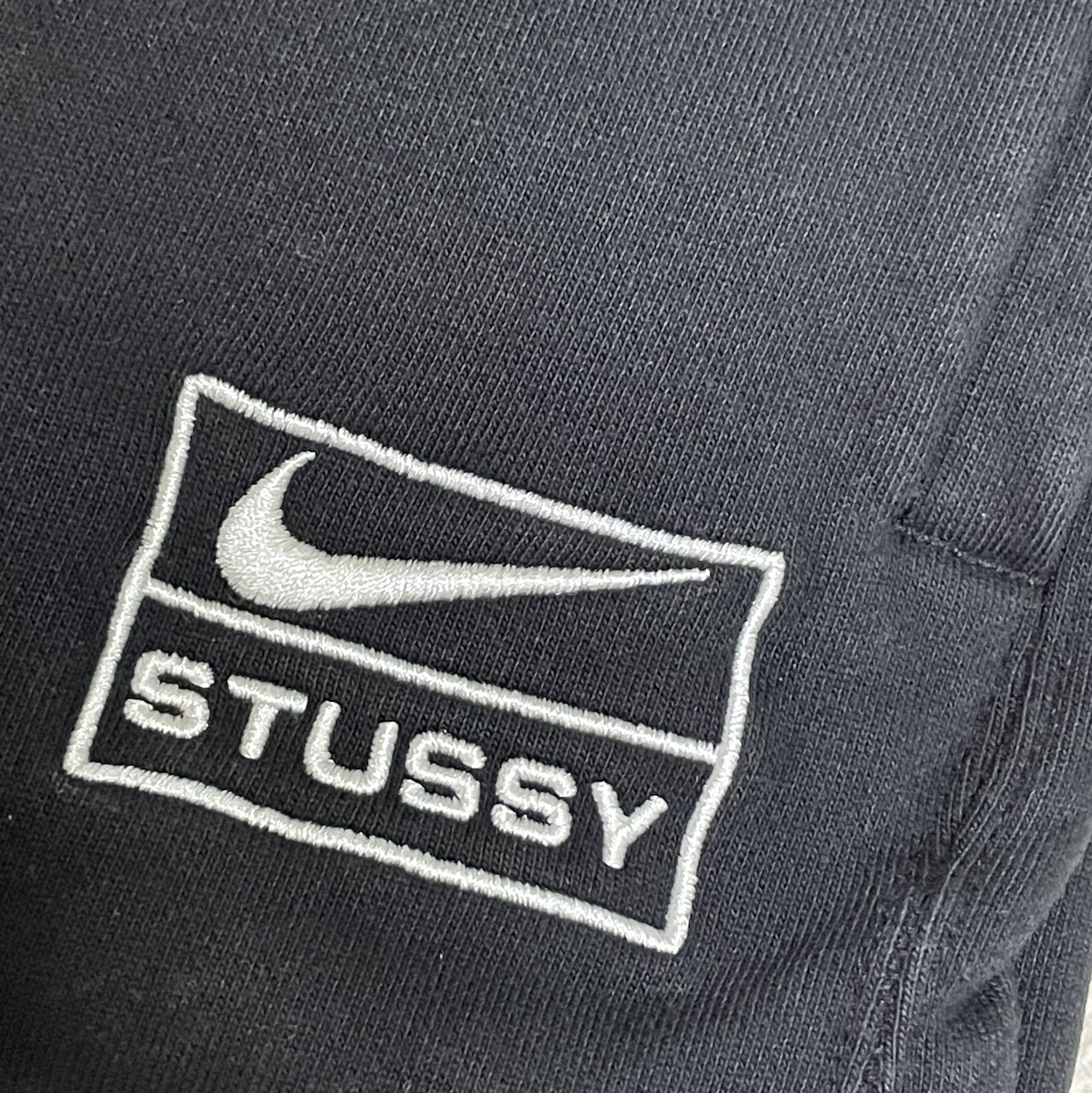 Nike x Stussy NRG Washed Fleece Pants Black (DO5296-010) 착용 스타일