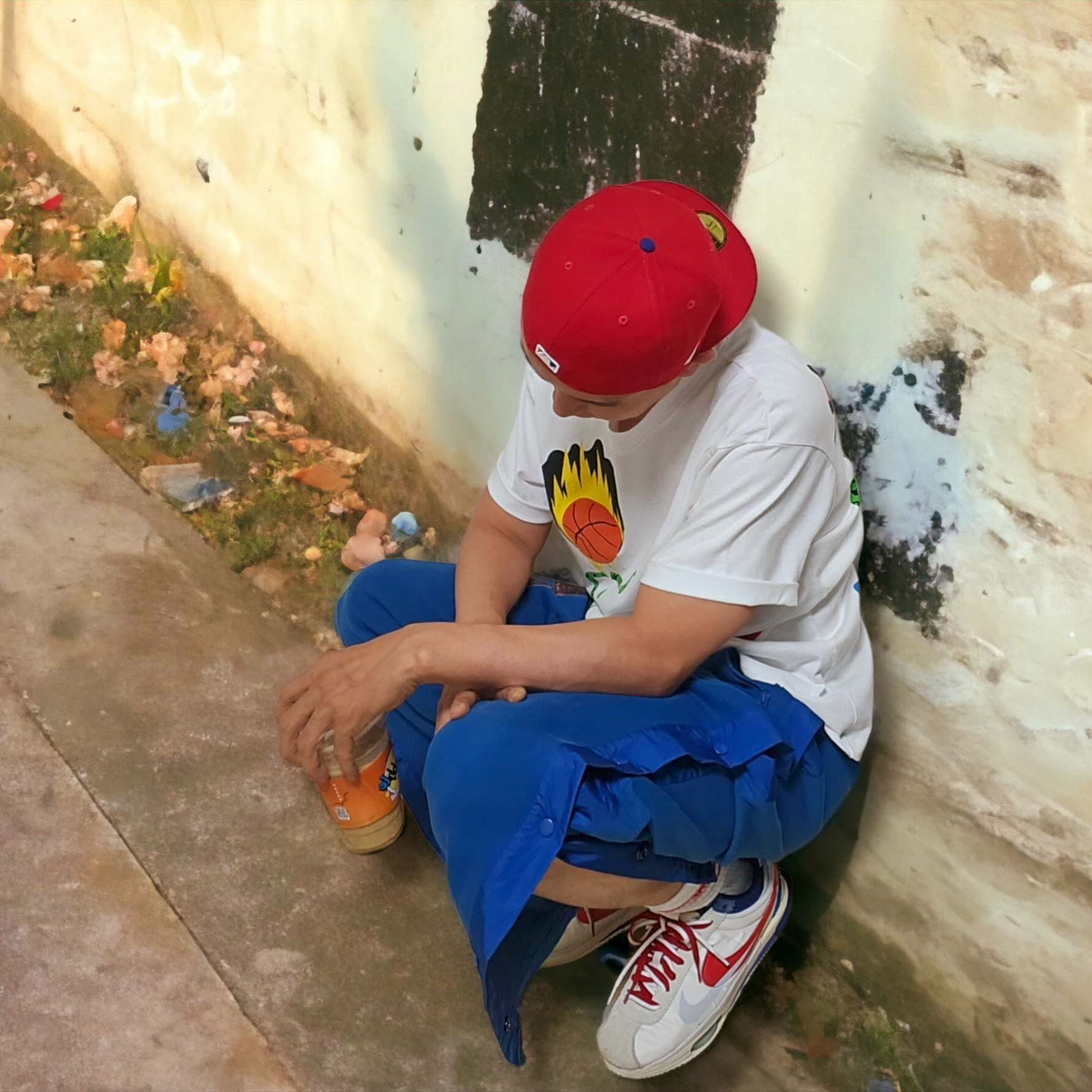 Nike x Sacai Zoom Cortez SP White and University Red 착용 스타일 - 1
