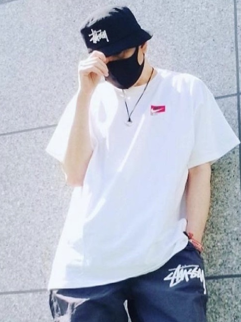 Nike NRG ISPA Logo T-Shirt White, Nike x Stussy Beach Pants Off Noir 착용 스타일