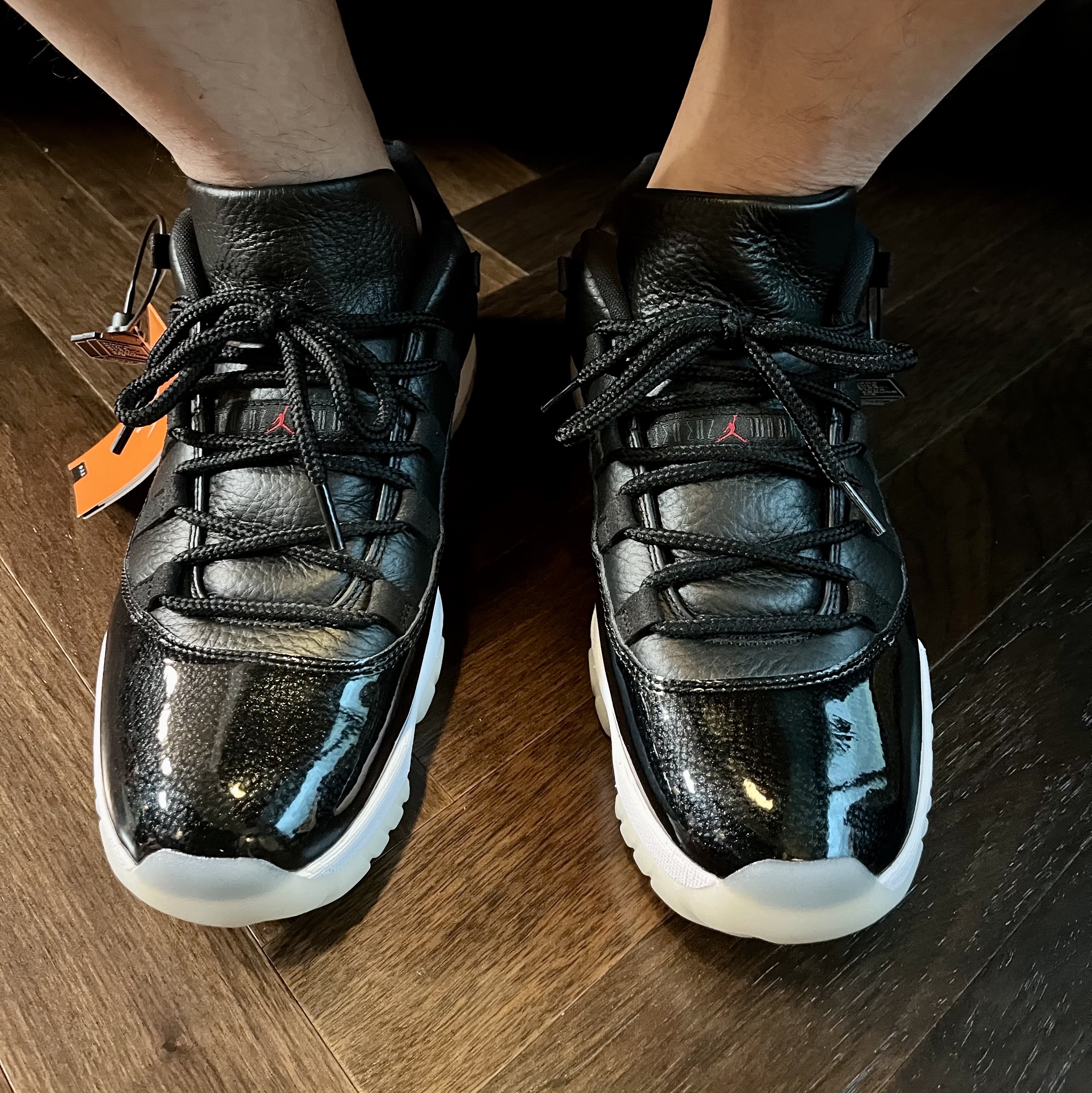 Jordan 11 Retro Low 72-10 착용 스타일