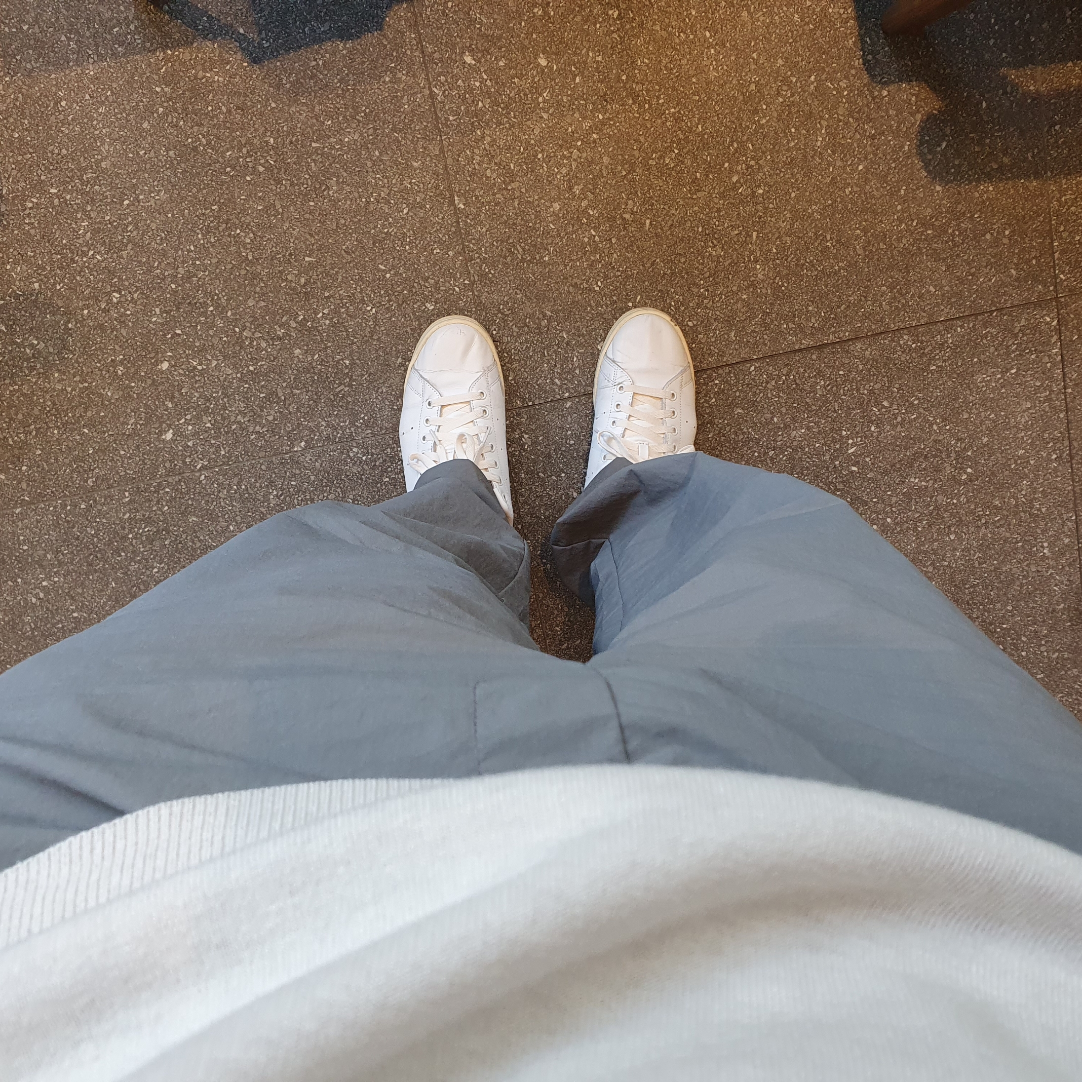 Adidas Stan Smith White 착용 스타일 - 1
