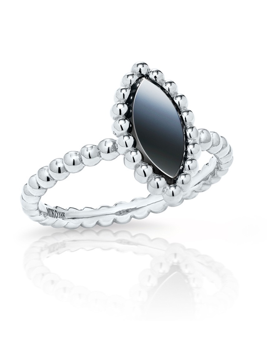 Miko Vasty Marquise Onyx Ring White Gold 착용 스타일