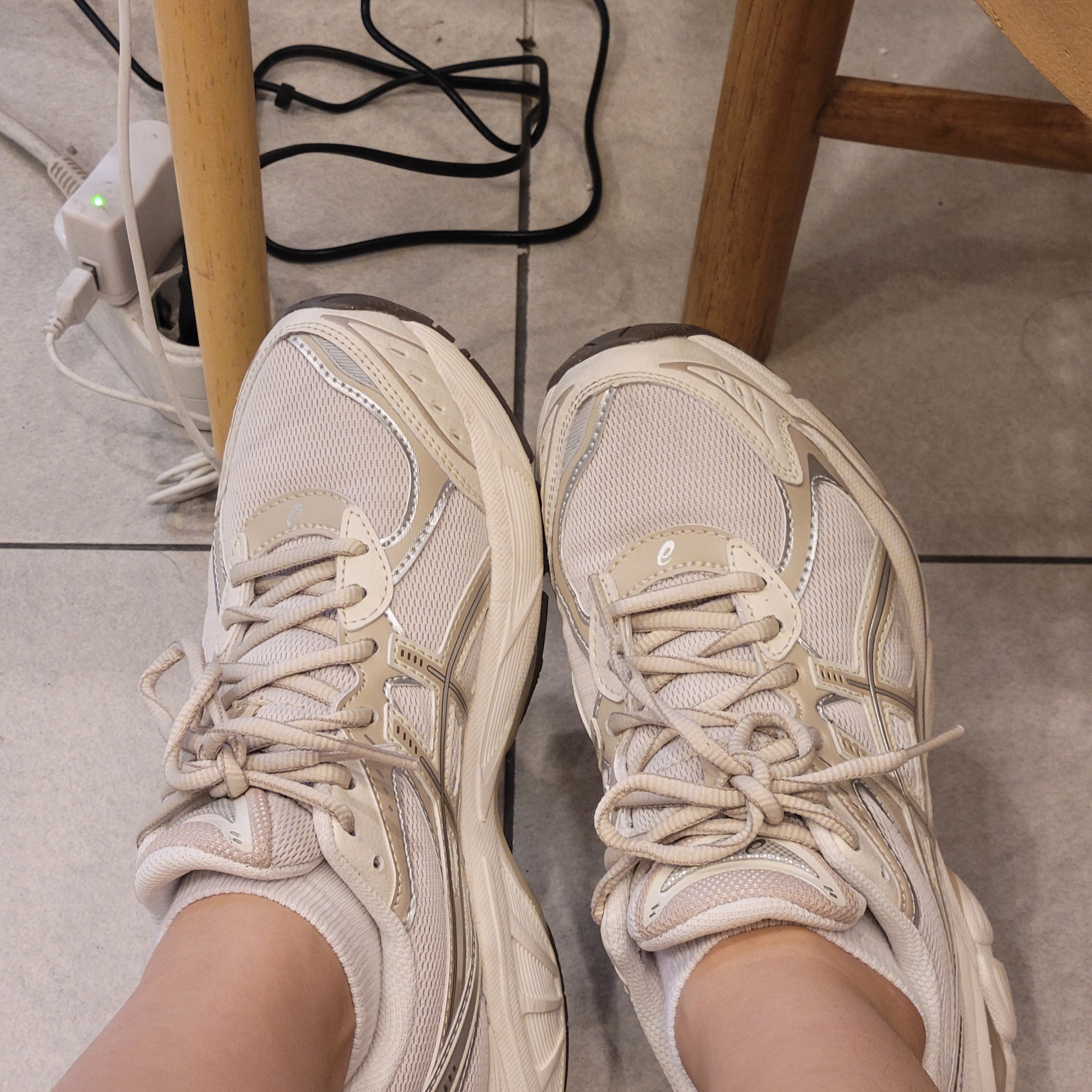 Asics GT-2160 Oatmeal Simply Taupe 착용 스타일 - 2