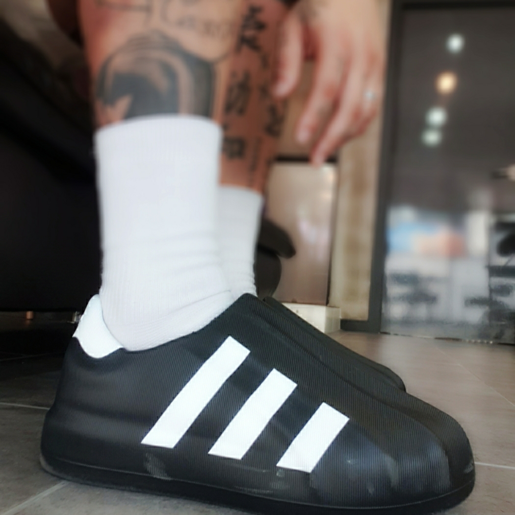 Adidas Adifom Superstar Core Black Cloud White 착용 스타일