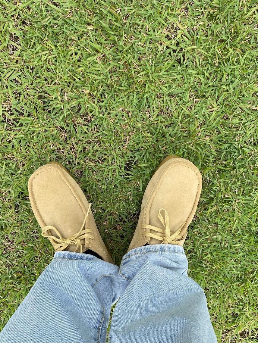 Clarks Wallabee Black Suede, Clarks Wallabee Maple Suede 착용 스타일 - 3