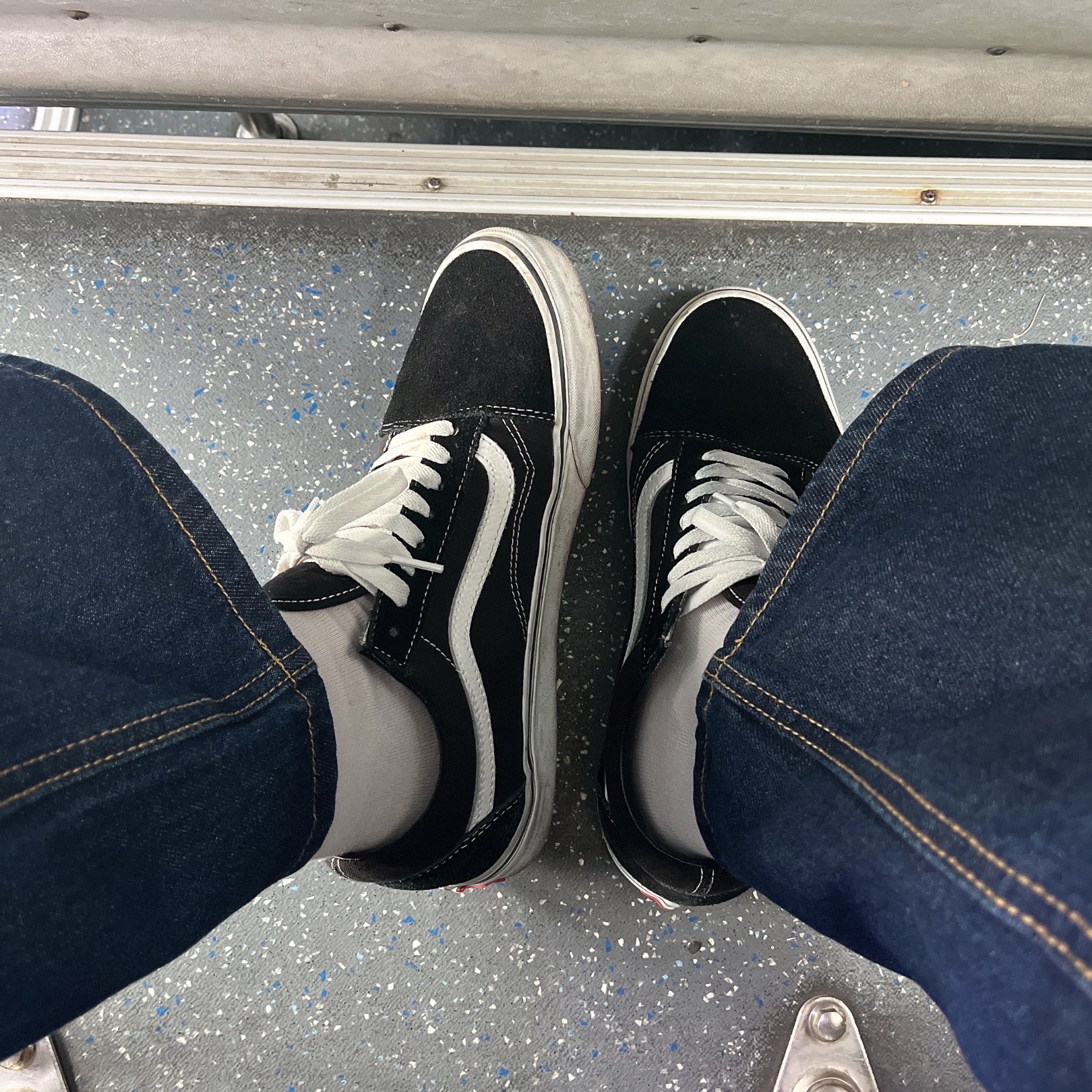 Vans Vault OG Old Skool LX Black 착용 스타일