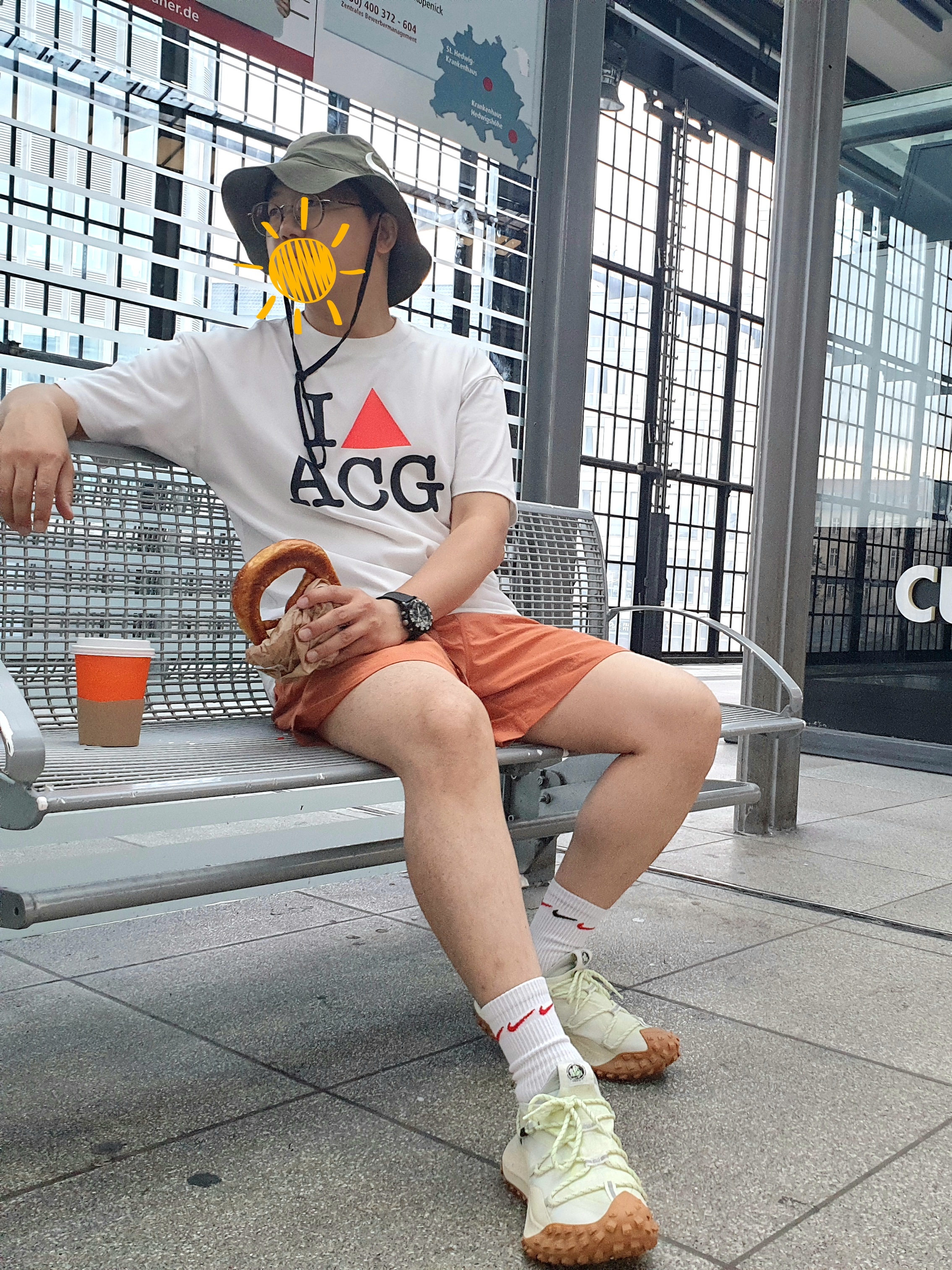 Nike x Drake Nocta Souvenir Cactus Bucket Hat Olive, Nike NRG ACG Trail Shorts Rust Oxide - Asia 착용 스타일 - 1