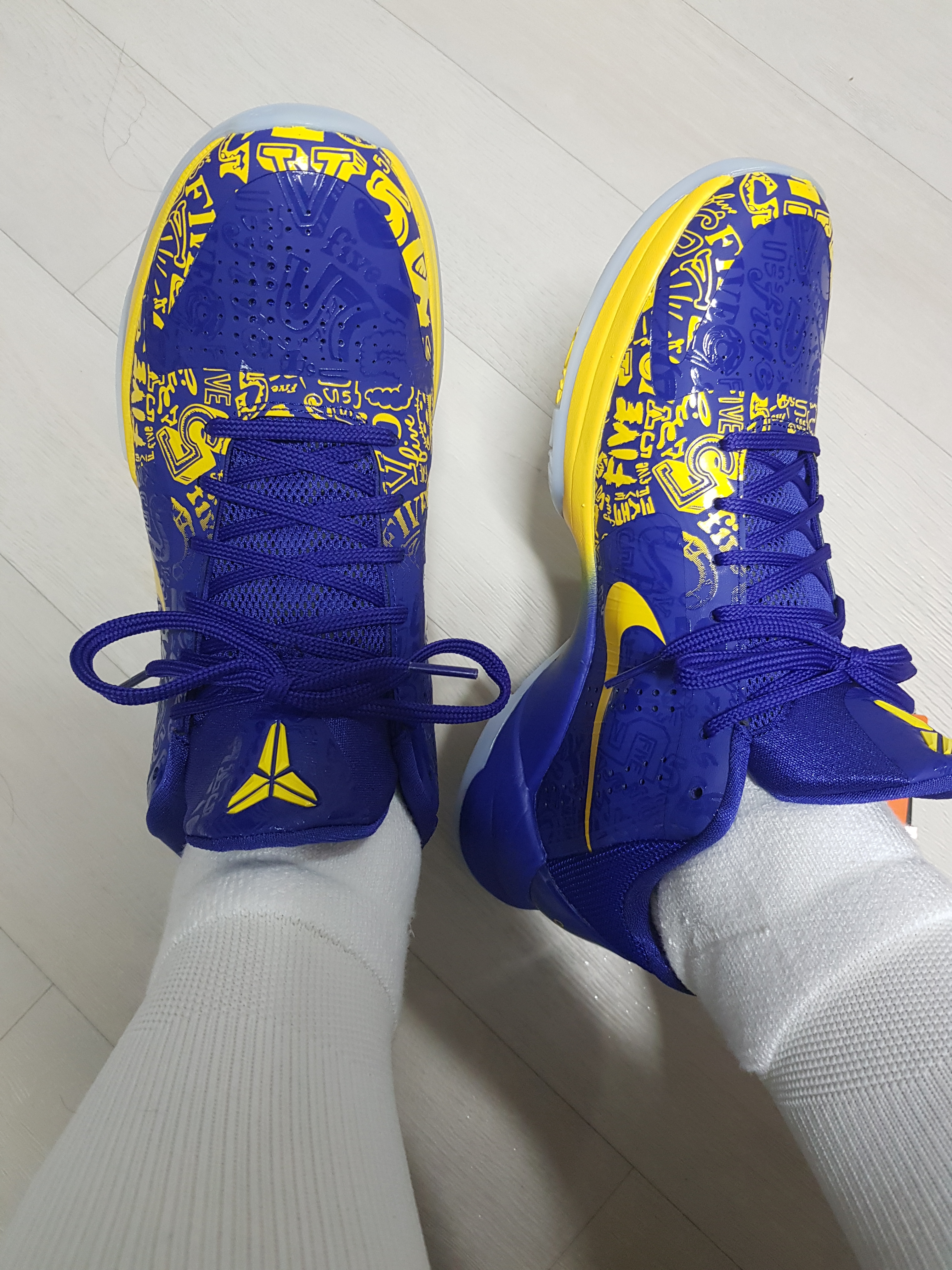 Nike Kobe 5 Protro 5 Rings 착용 스타일