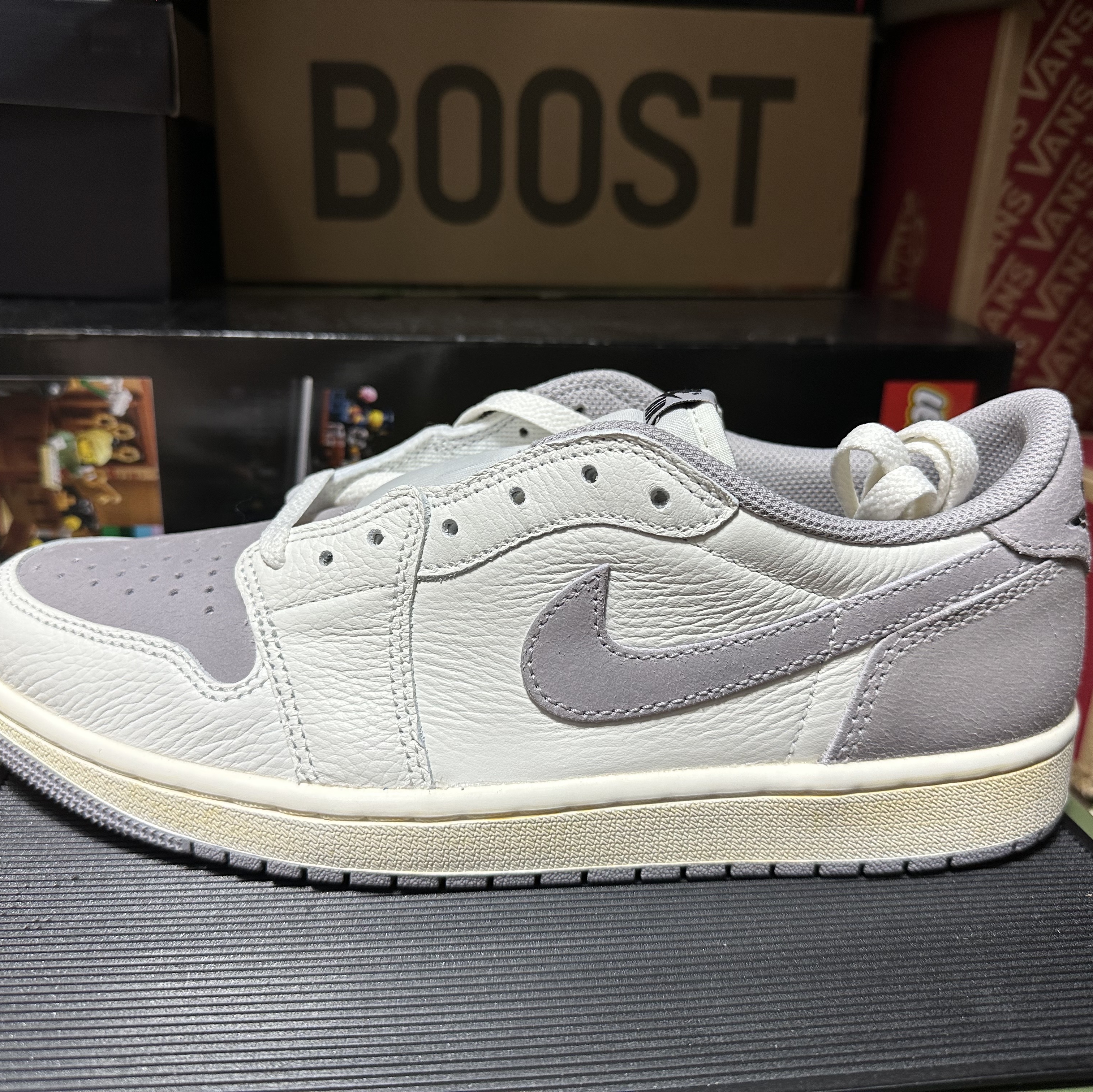 Jordan 1 Retro Low OG Atmosphere Grey 착용 스타일