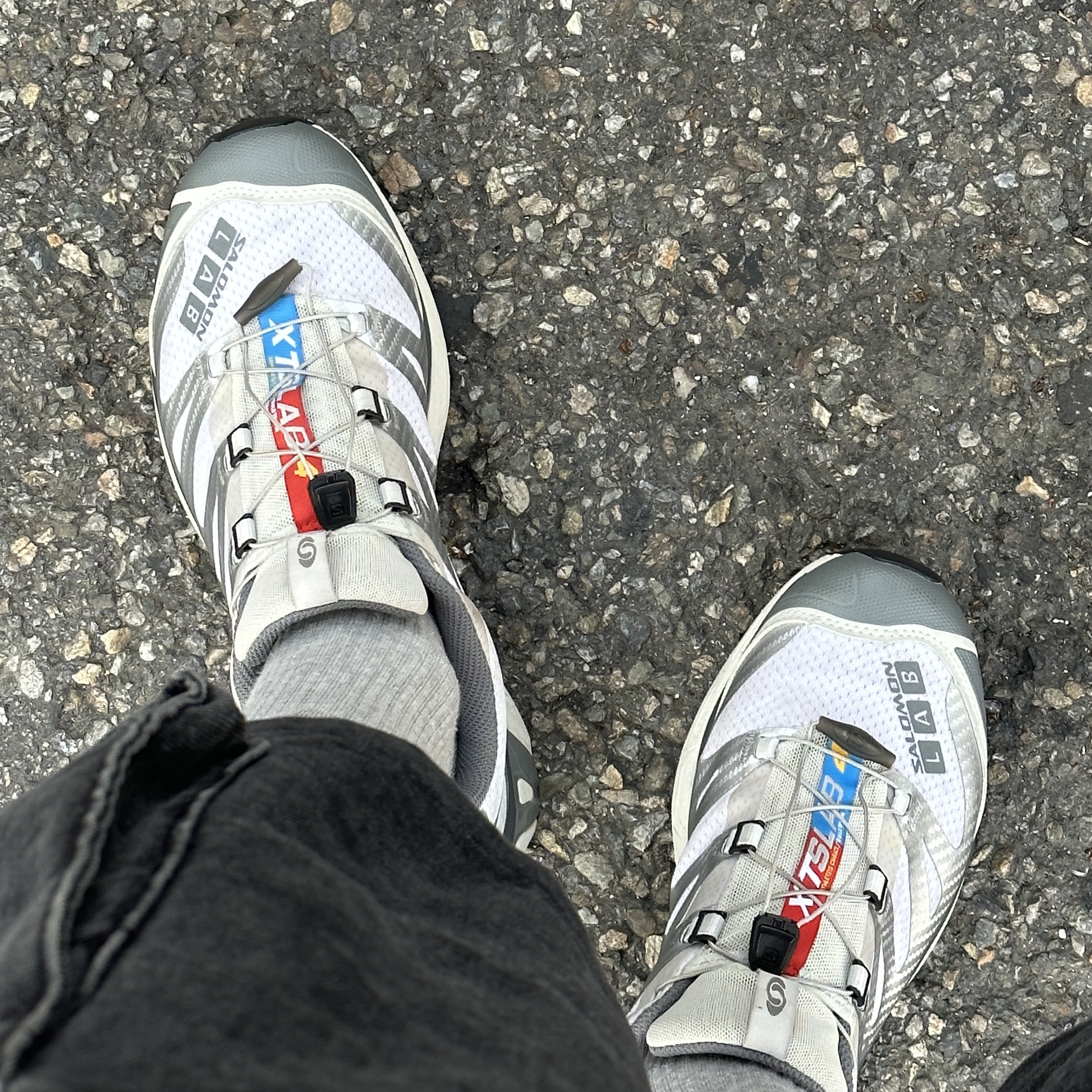 Salomon XT-4 ADV Silver Metallic X 착용 스타일