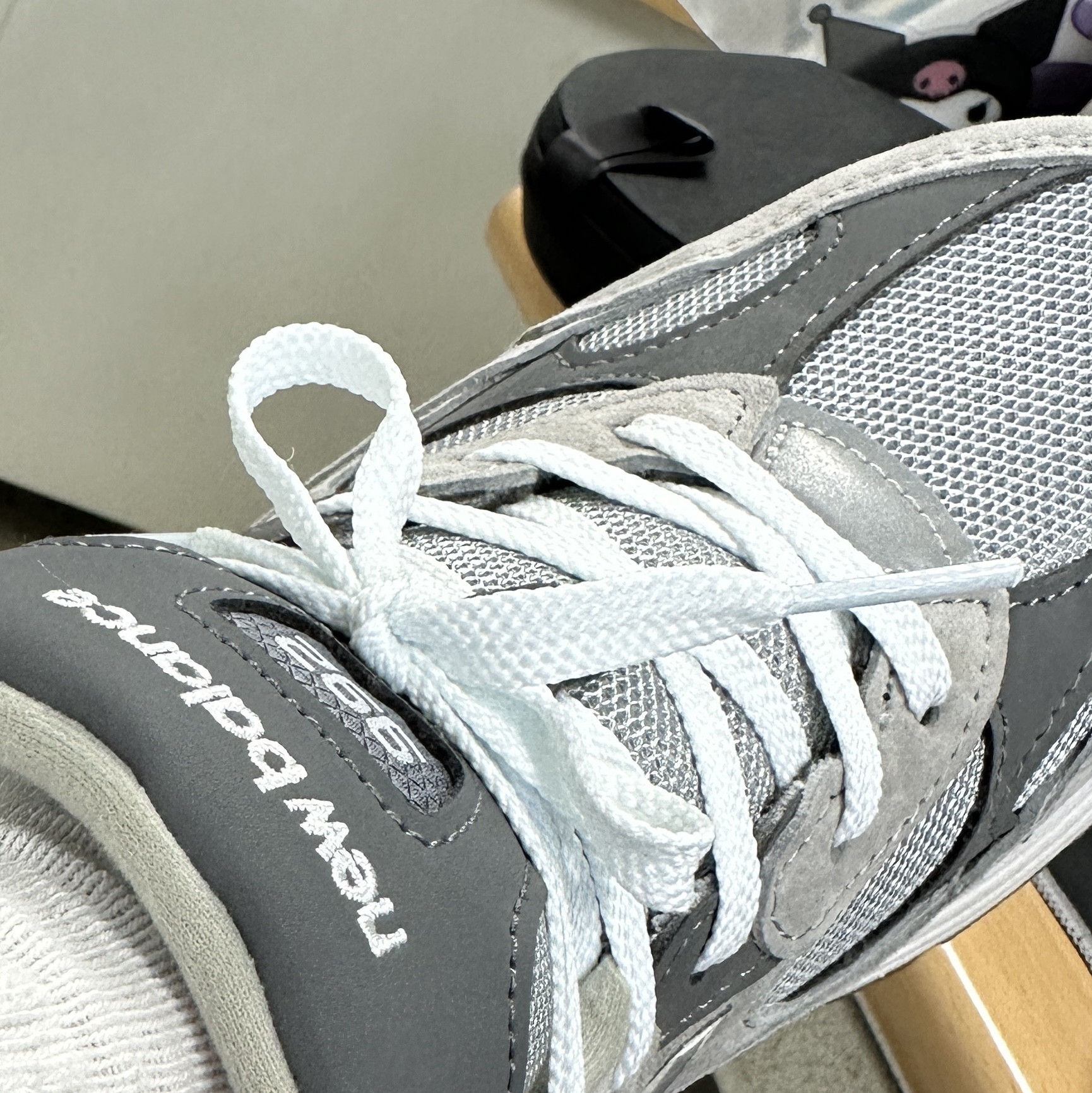 New Balance 992 Made in USA Grey - D Standard, Sony WH-1000XM5 Black (Korean Ver.) 착용 스타일