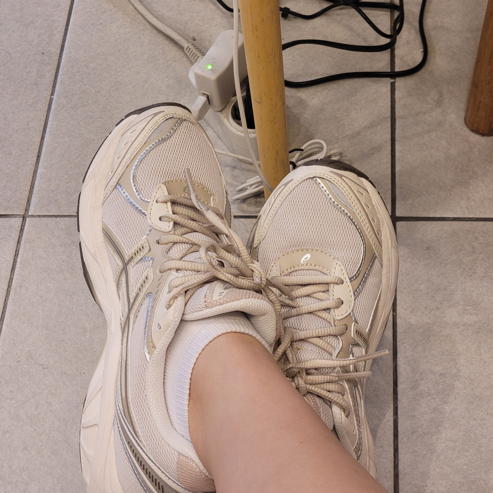 Asics GT-2160 Oatmeal Simply Taupe 착용 스타일 - 1