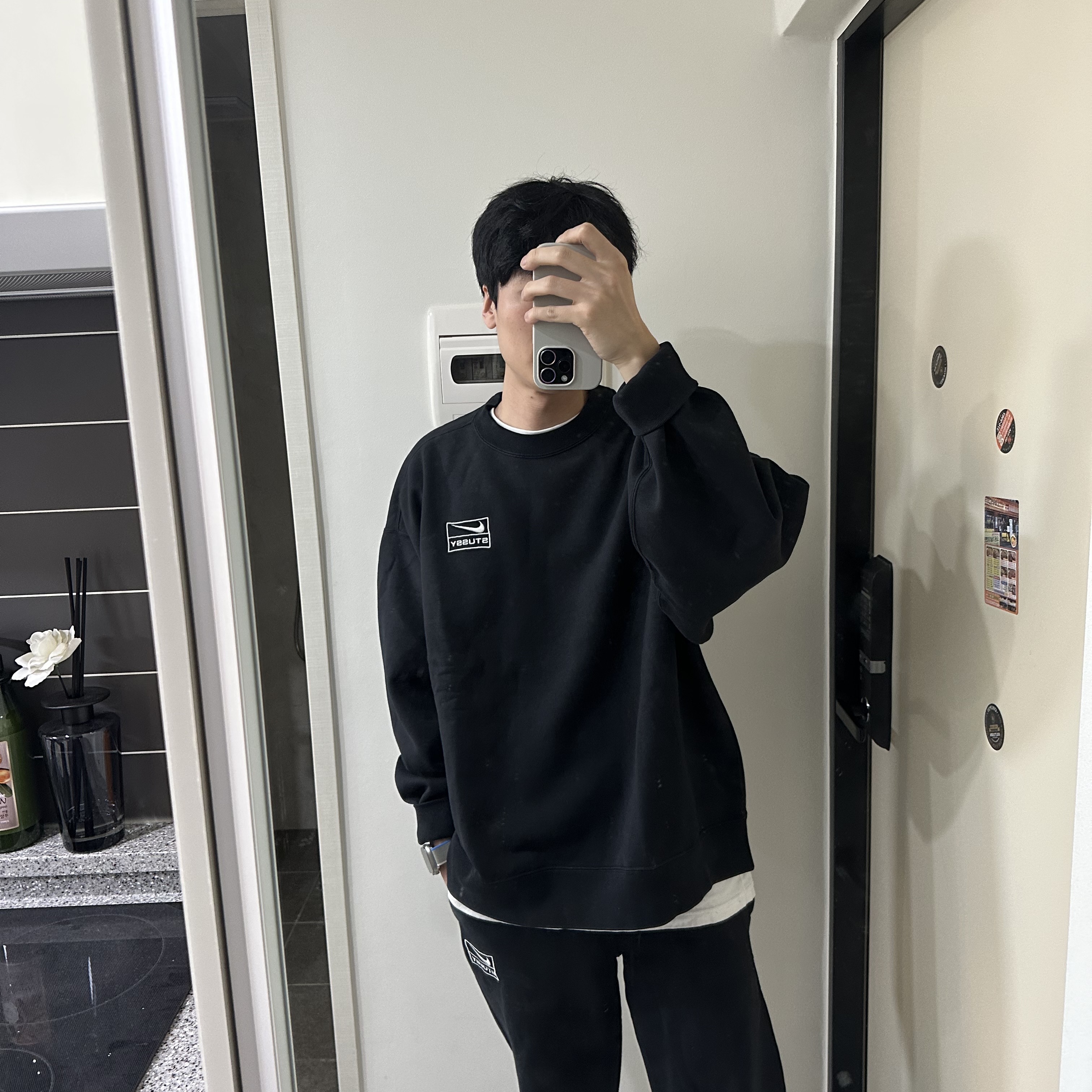 Nike x Stussy NRG Washed Fleece Crewneck Black (DO5310-010) 착용 스타일