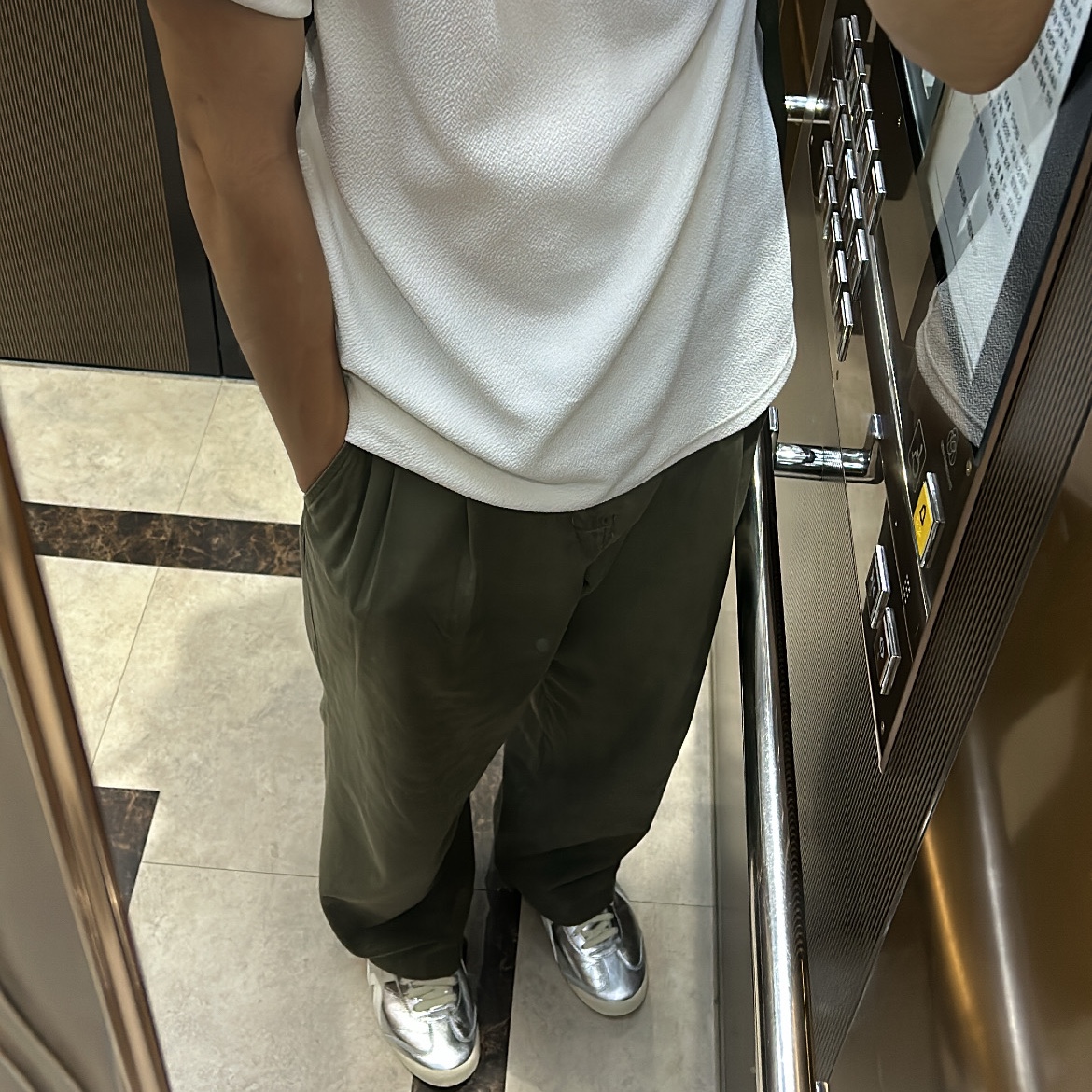 Onitsuka Tiger Mexico 66 White Silver 착용 스타일