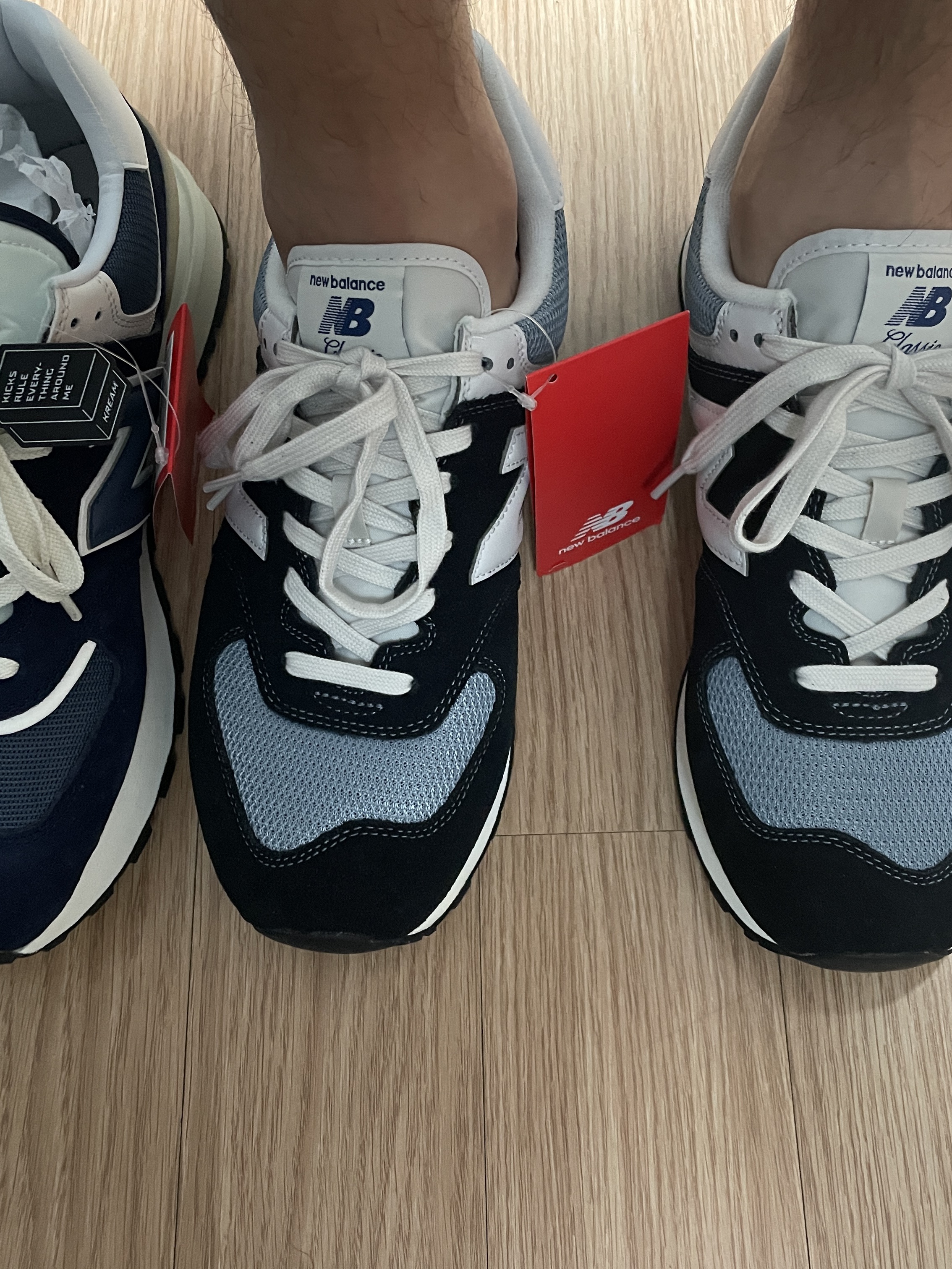New Balance 574 Vintage Pack Navy, New Balance 574 Legacy Navy 착용 스타일 - 1