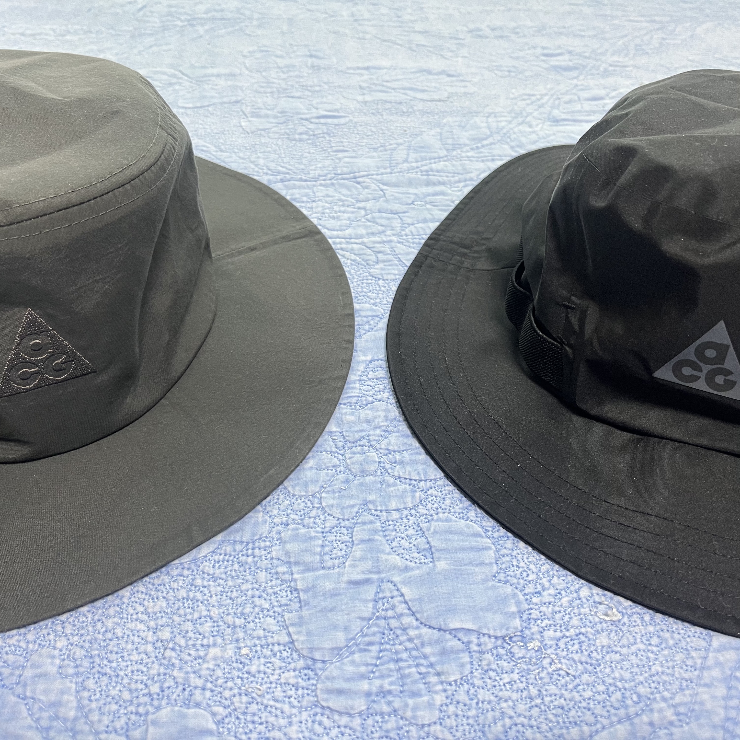 Nike ACG Bucket Dark Smoke Grey, Nike ACG Apex Bucket Hat Black 착용 스타일 - 1