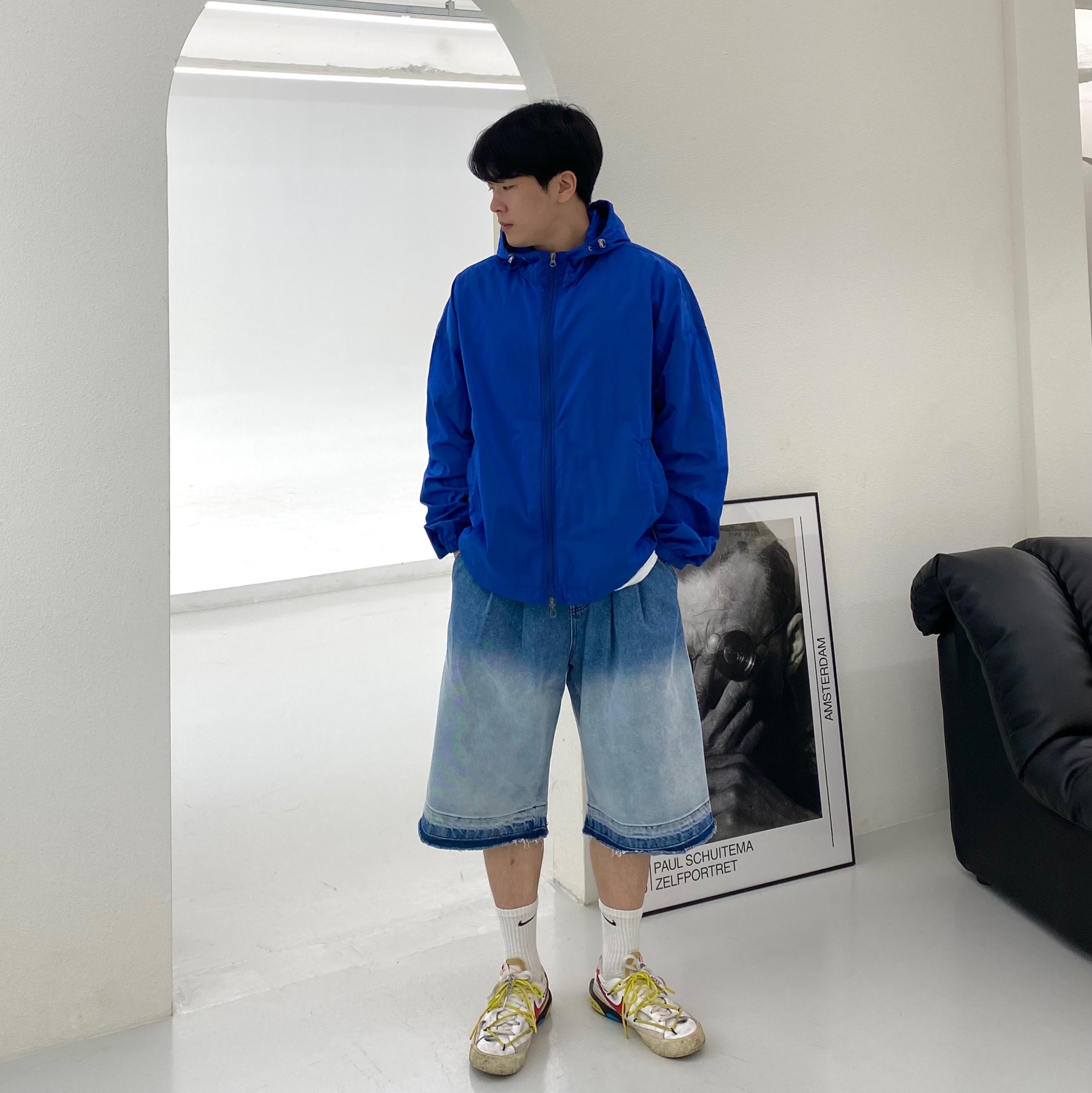Nike x Off-White Blazer Low '77 White and University Red 착용 스타일 - 2