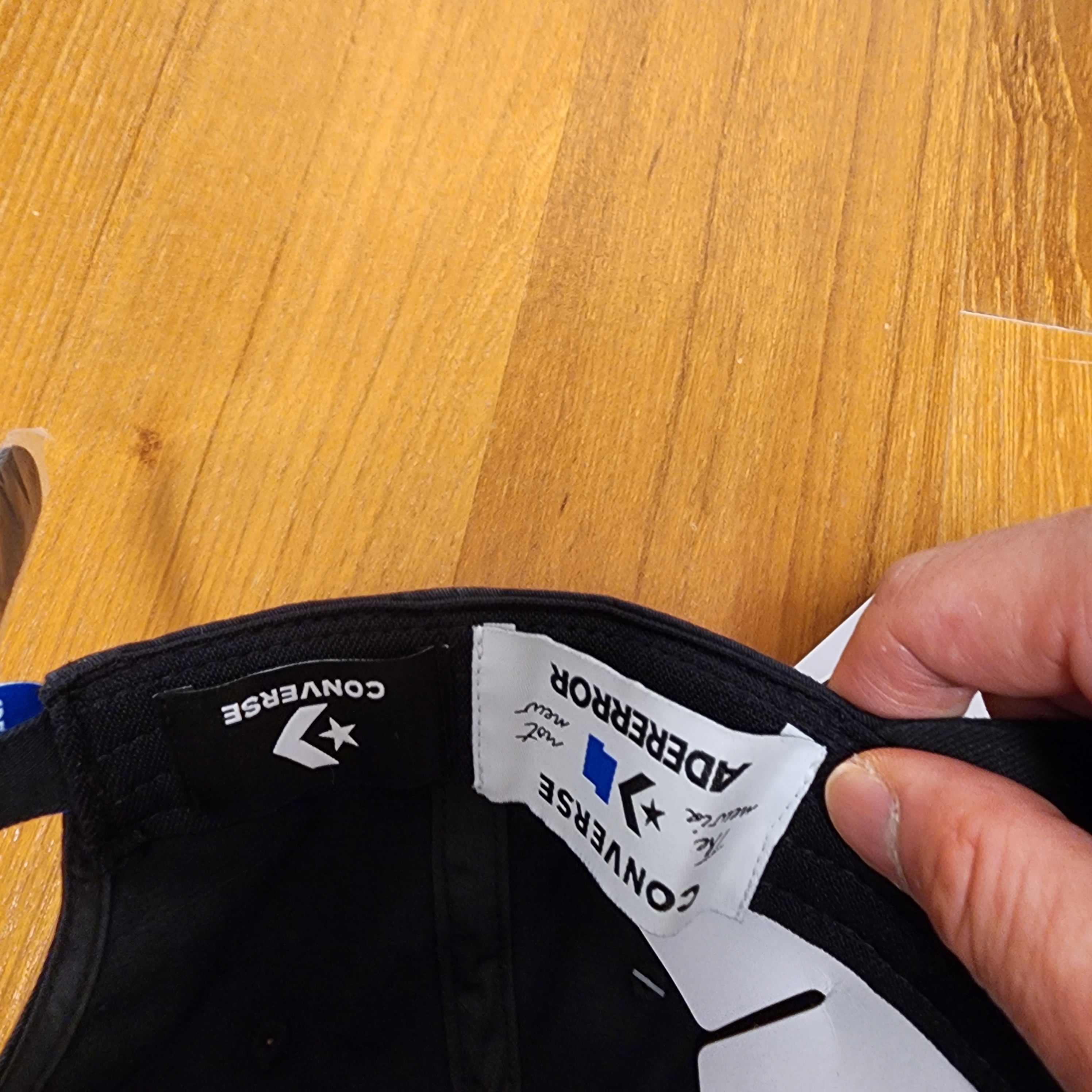 Converse x Ader Error Baseball Cap Black 착용 스타일 - 3