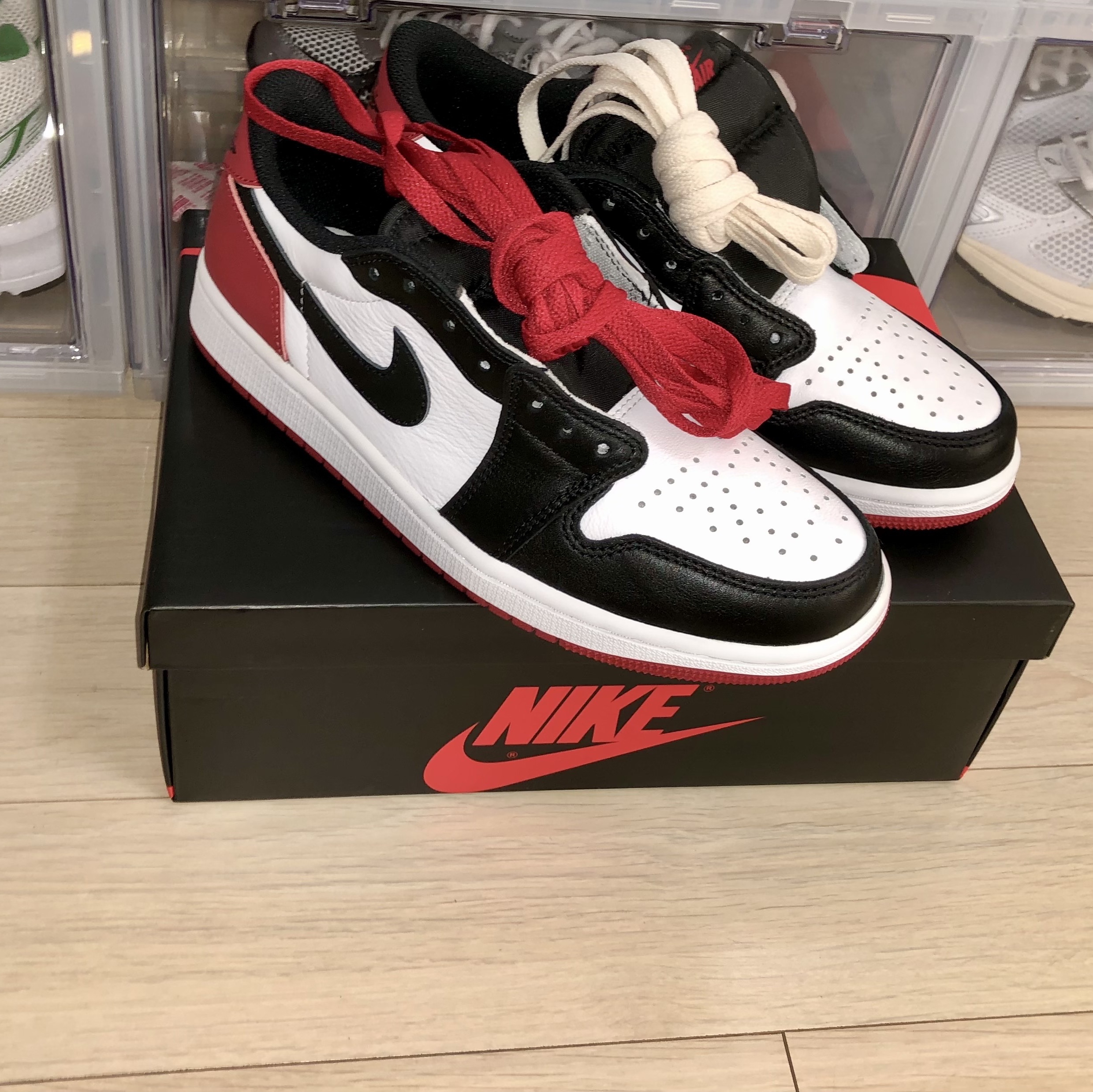 Jordan 1 Retro Low OG Black Toe 착용 스타일 - 2