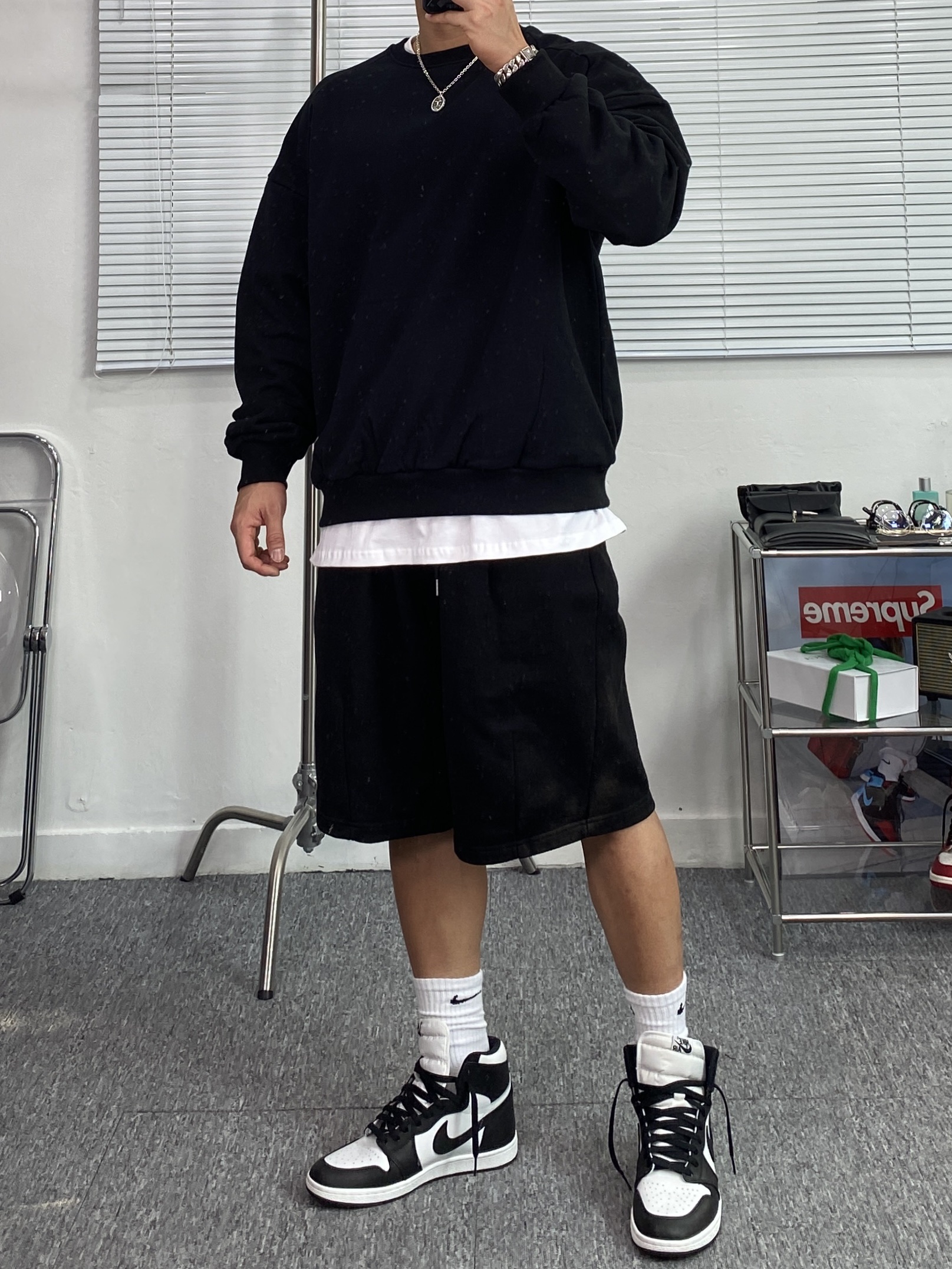 Jordan 1 High 85 Black White 착용 스타일 - 1