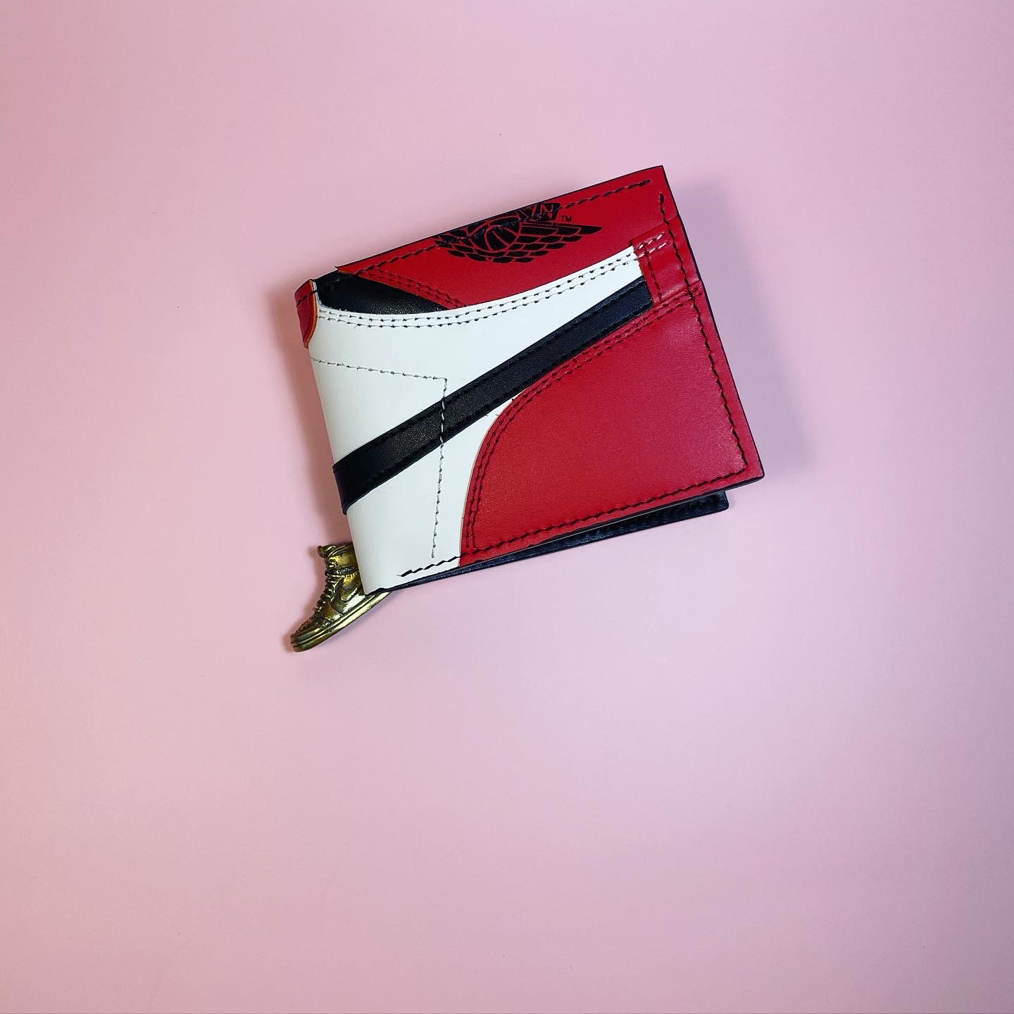 Jordan 1 Retro High OG Chicago 2022 착용 스타일 - 5