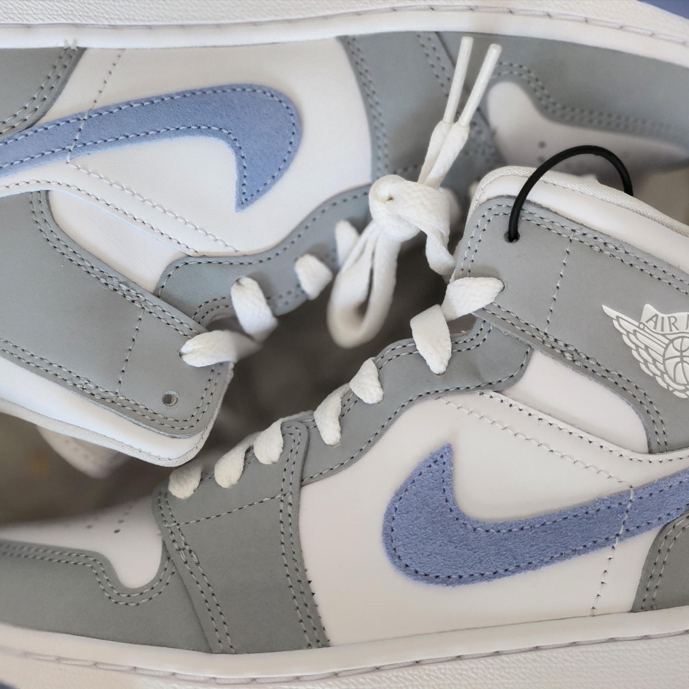 (W) Jordan 1 Mid Wolf Grey 착용 스타일