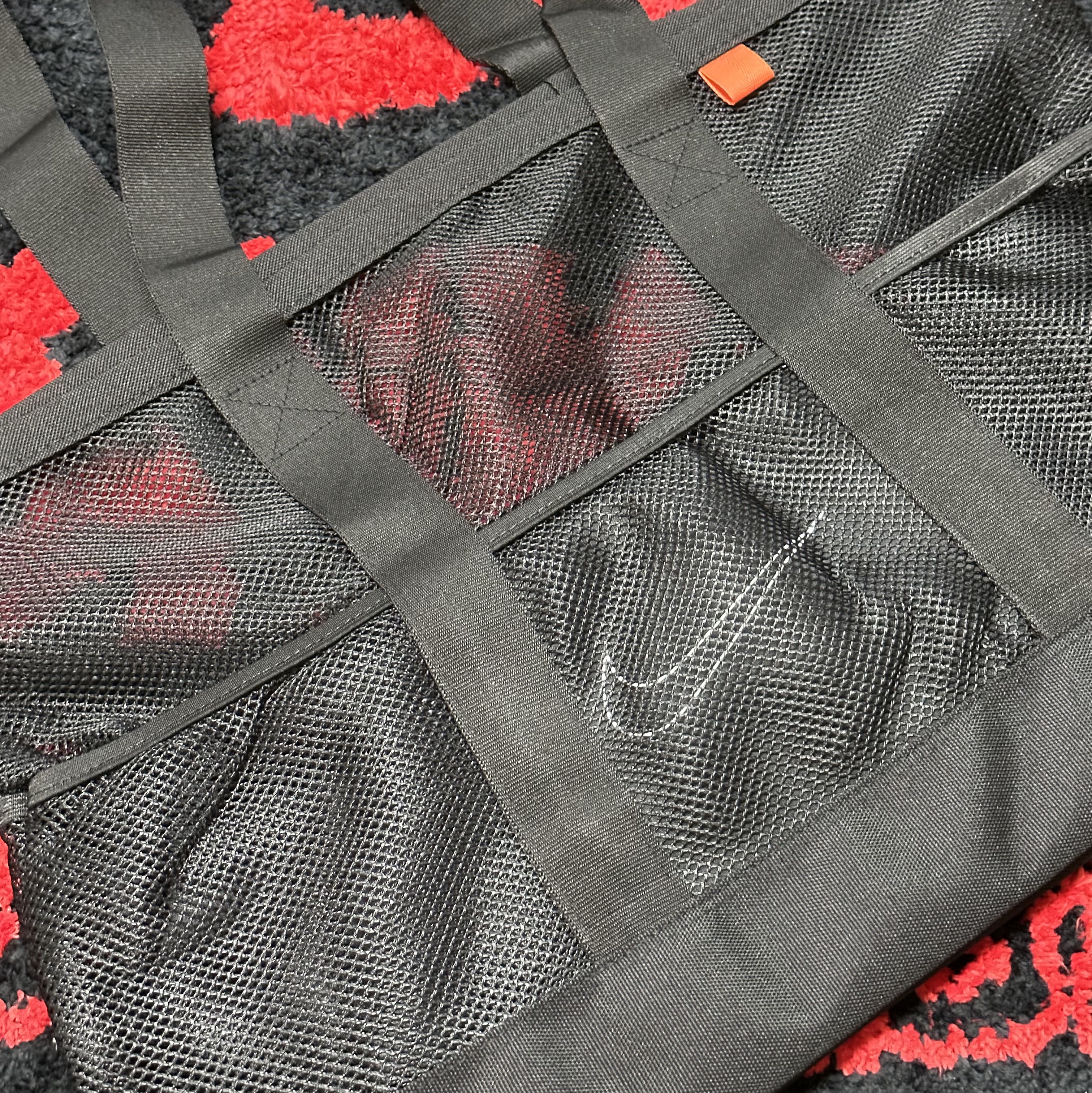 Nike Member Days Sports Mesh Bag & Pouch 착용 스타일