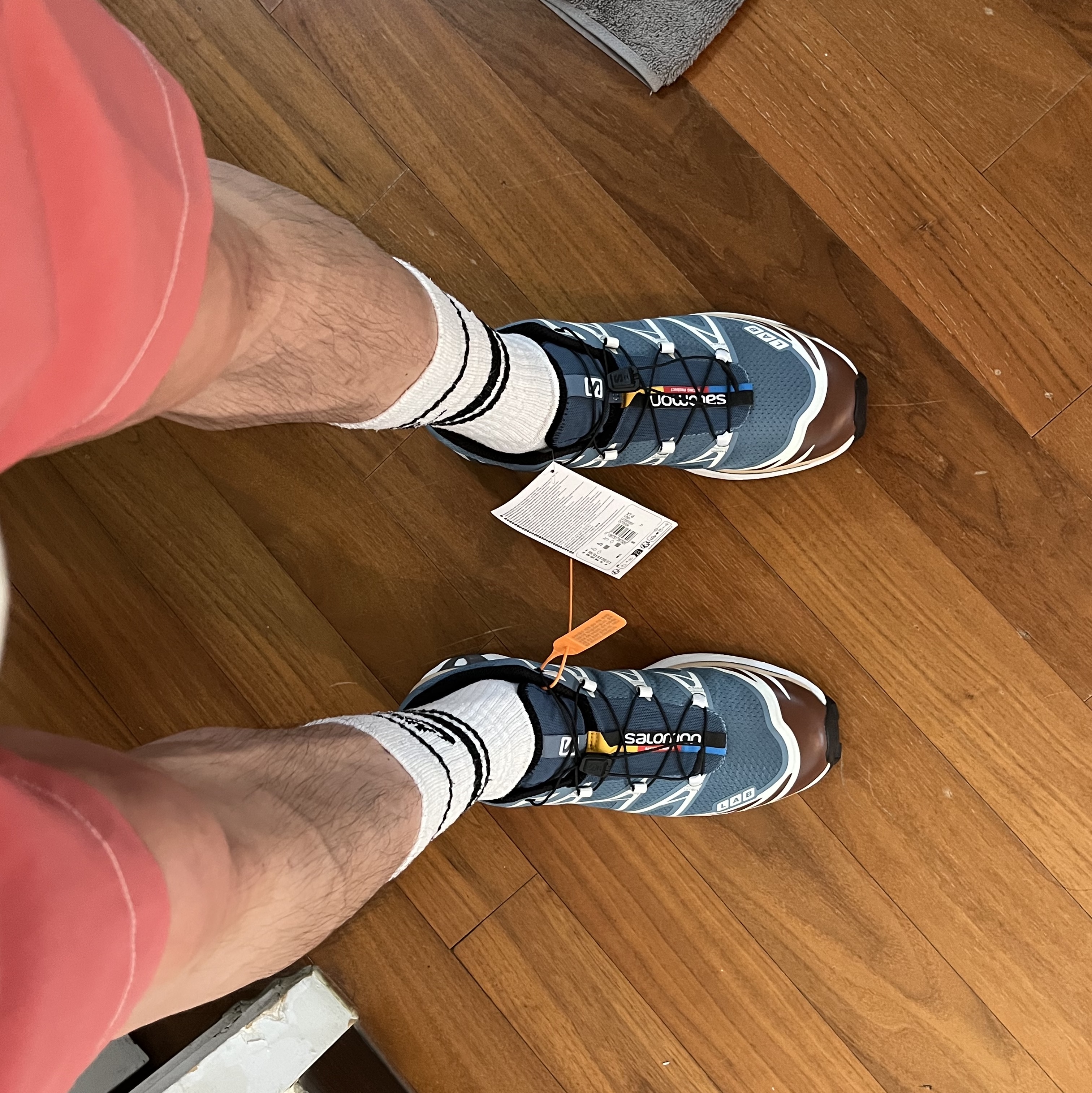 Salomon XT-6 Aegean Blue Tortoise Shell 착용 스타일