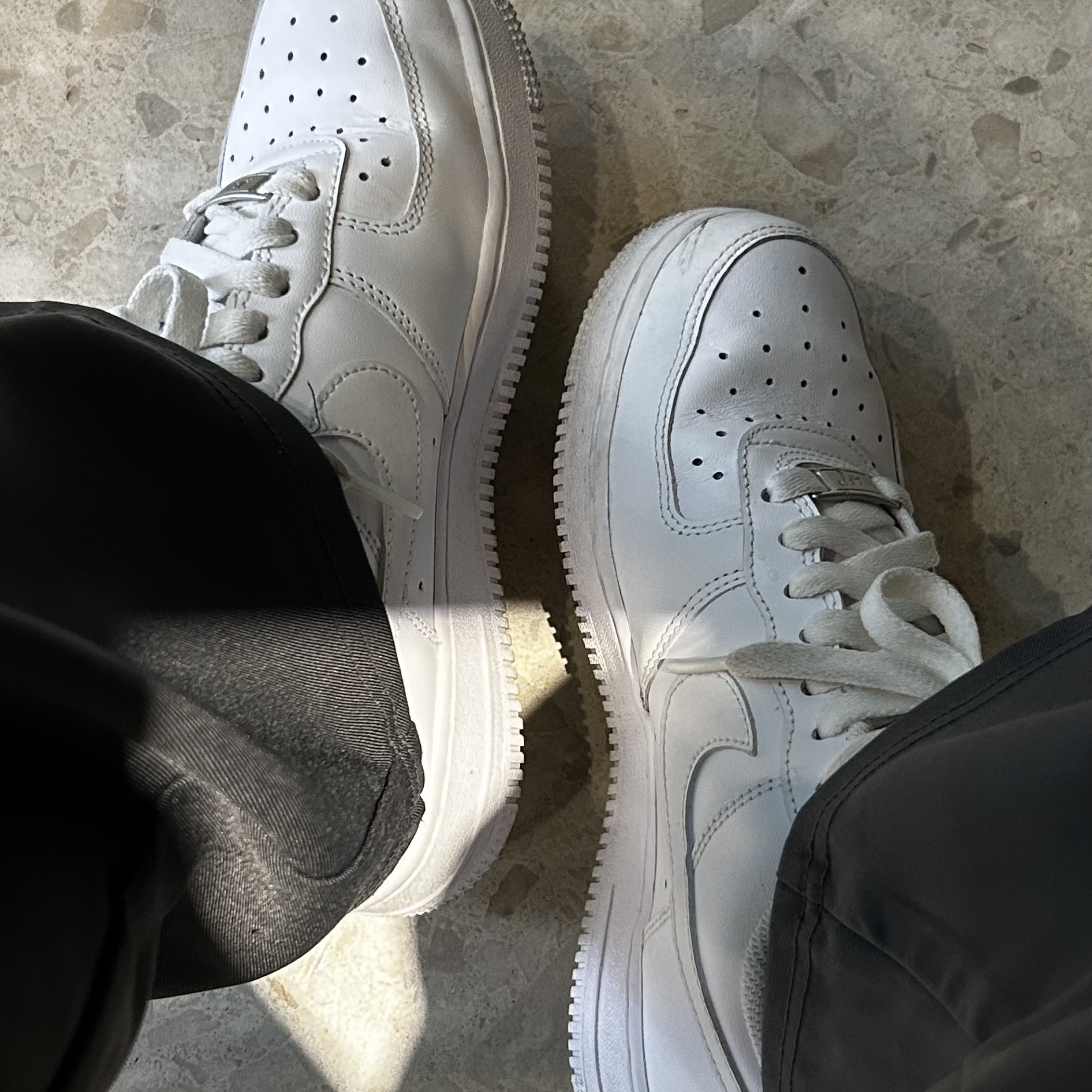 (W) Nike Air Force 1 '07 Low White 착용 스타일