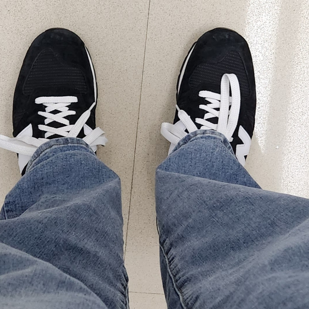 New Balance 990v1 Made in USA Black 착용 스타일