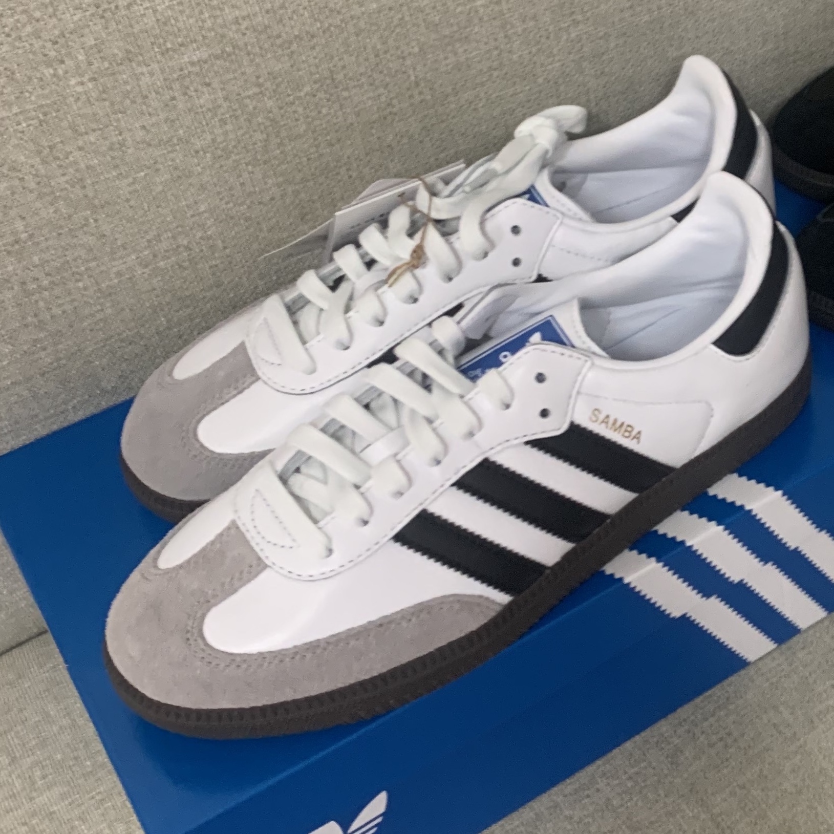 Adidas Samba OG Cloud White 착용 스타일