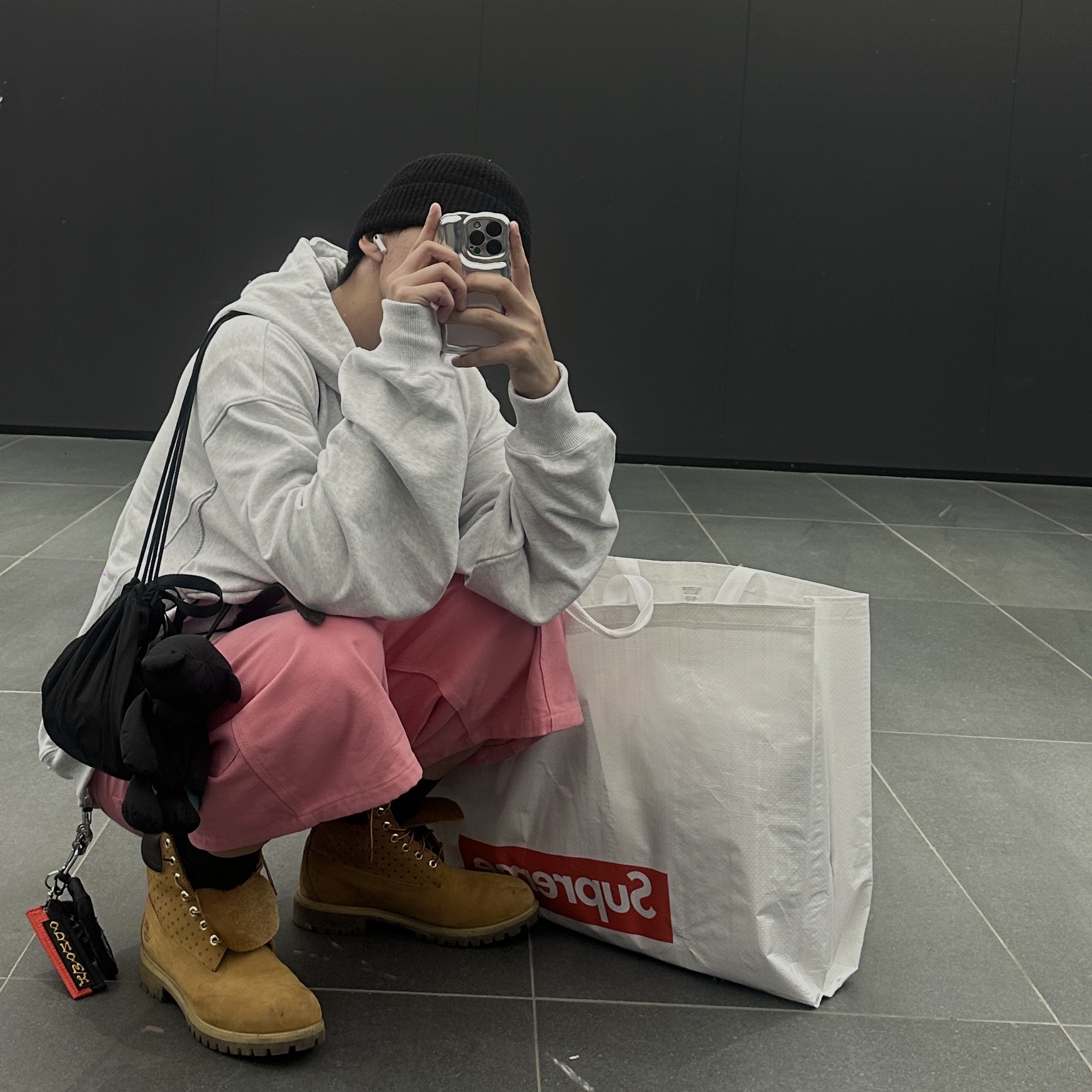 Timberland x Comme des Garcons Shirt x Supreme 6 Inch Boot Wheat - Medium 착용 스타일 - 2