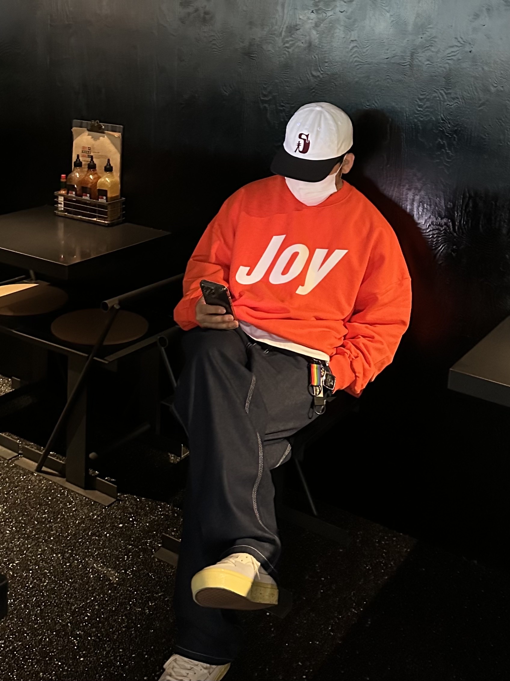 Stussy Vintage S Low Pro Cap Khaki, Human Made Heart Mini Keycharm Red 착용 스타일 - 3