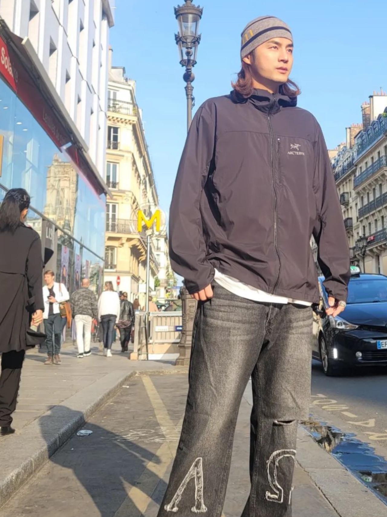 Arc'teryx Squamish Hoody Black 착용 스타일