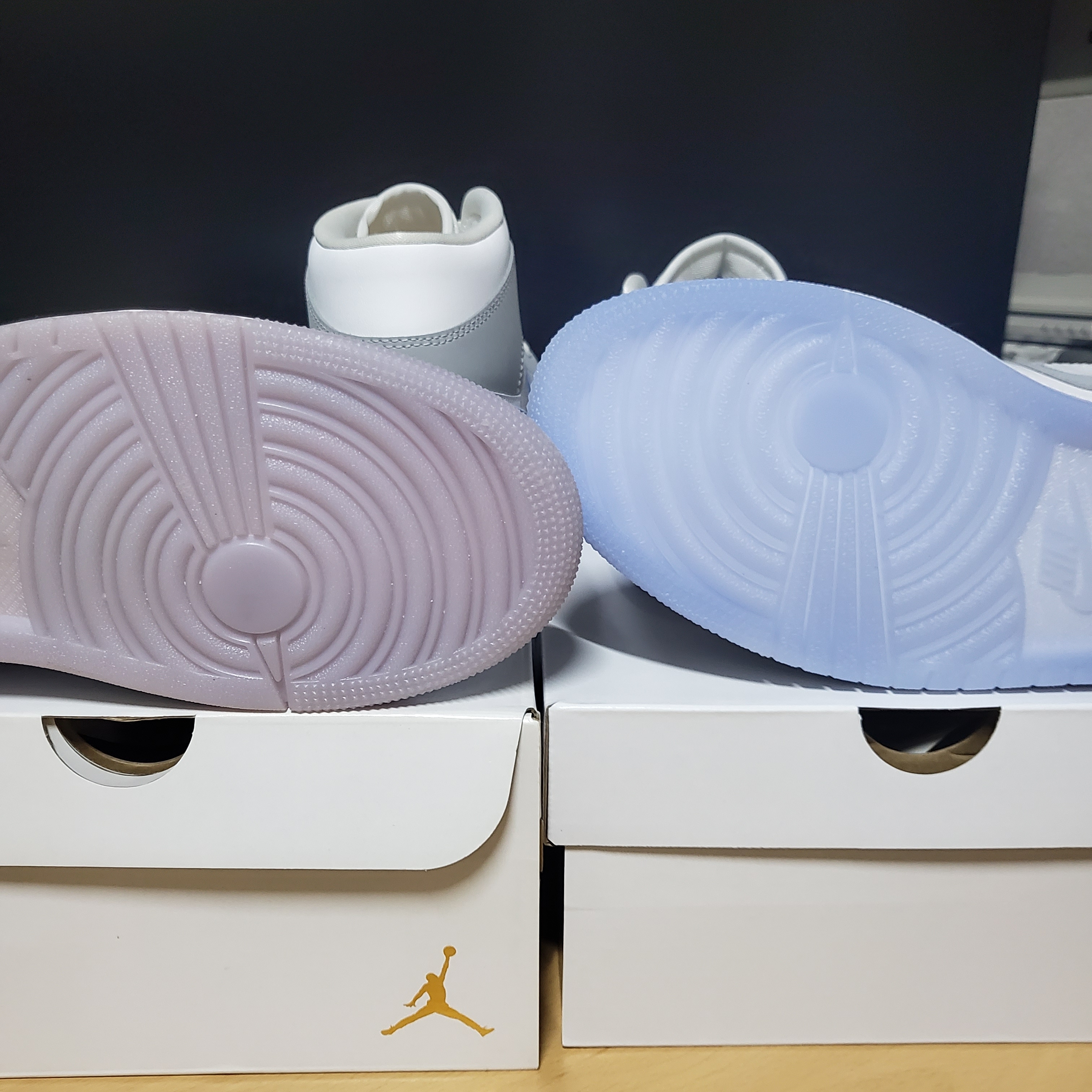 (W) Jordan 1 Low White Wolf Grey, (W) Jordan 1 Mid Wolf Grey 착용 스타일