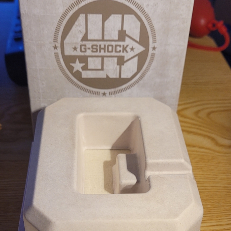 Casio G-Shock 40th Anniversary Clear Remix 5600 Series DWE-5640RX-7 Clear 착용 스타일 - 1