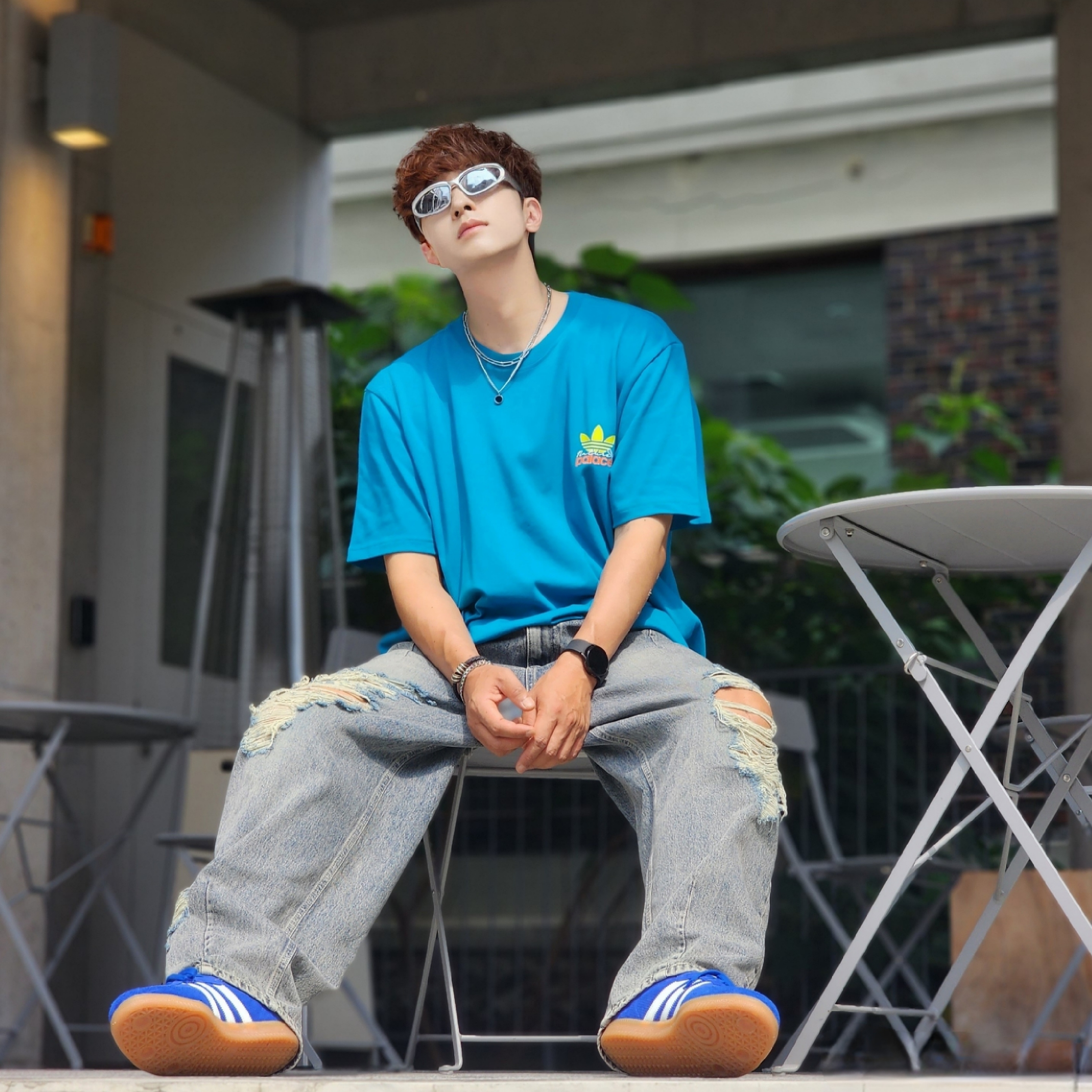 Palace x Adidas Nature T-Shirt Mystery Petrol - 22SS, Adidas Samba OG Royal Blue 착용 스타일 - 2