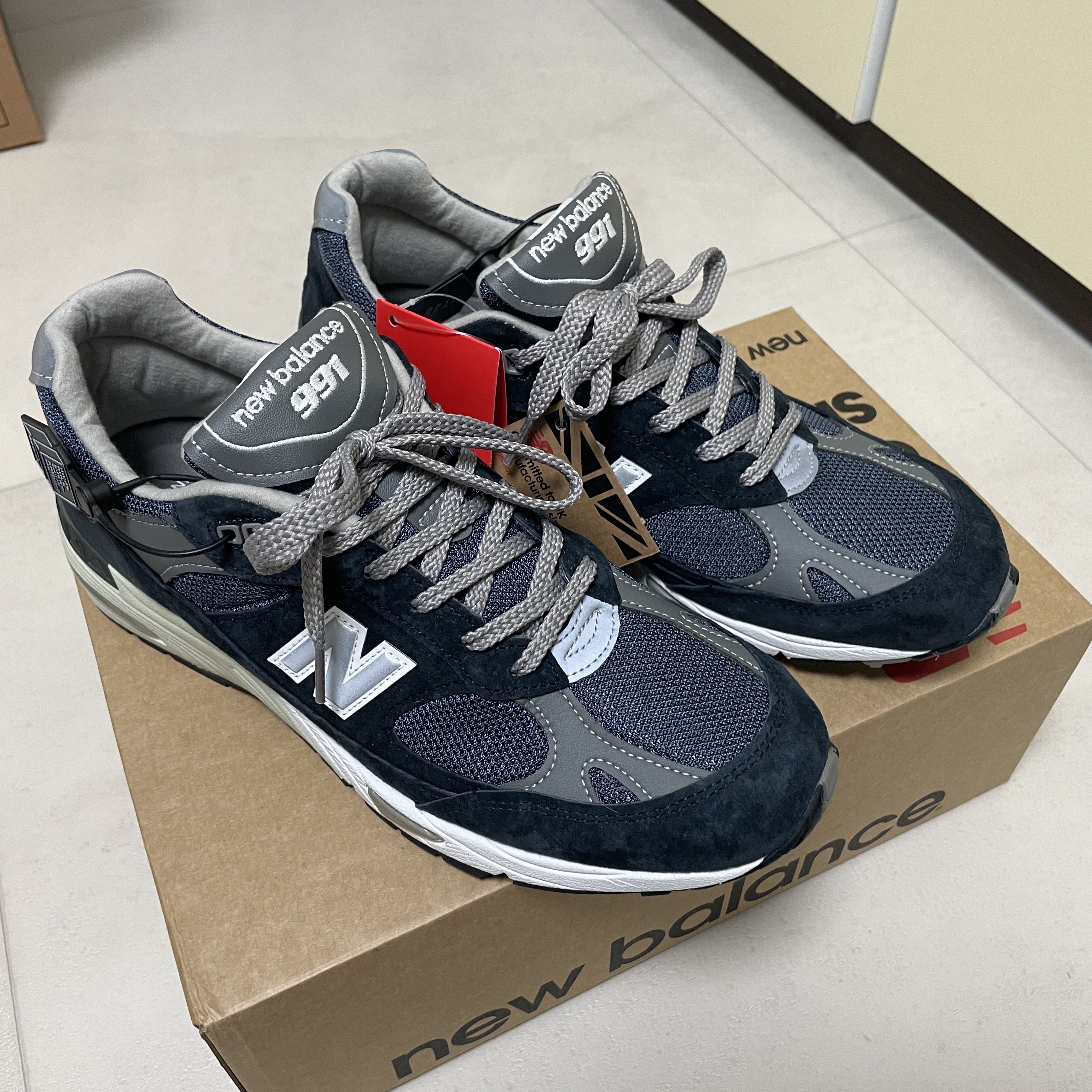 New Balance 991 Made in UK Navy 착용 스타일 - 1