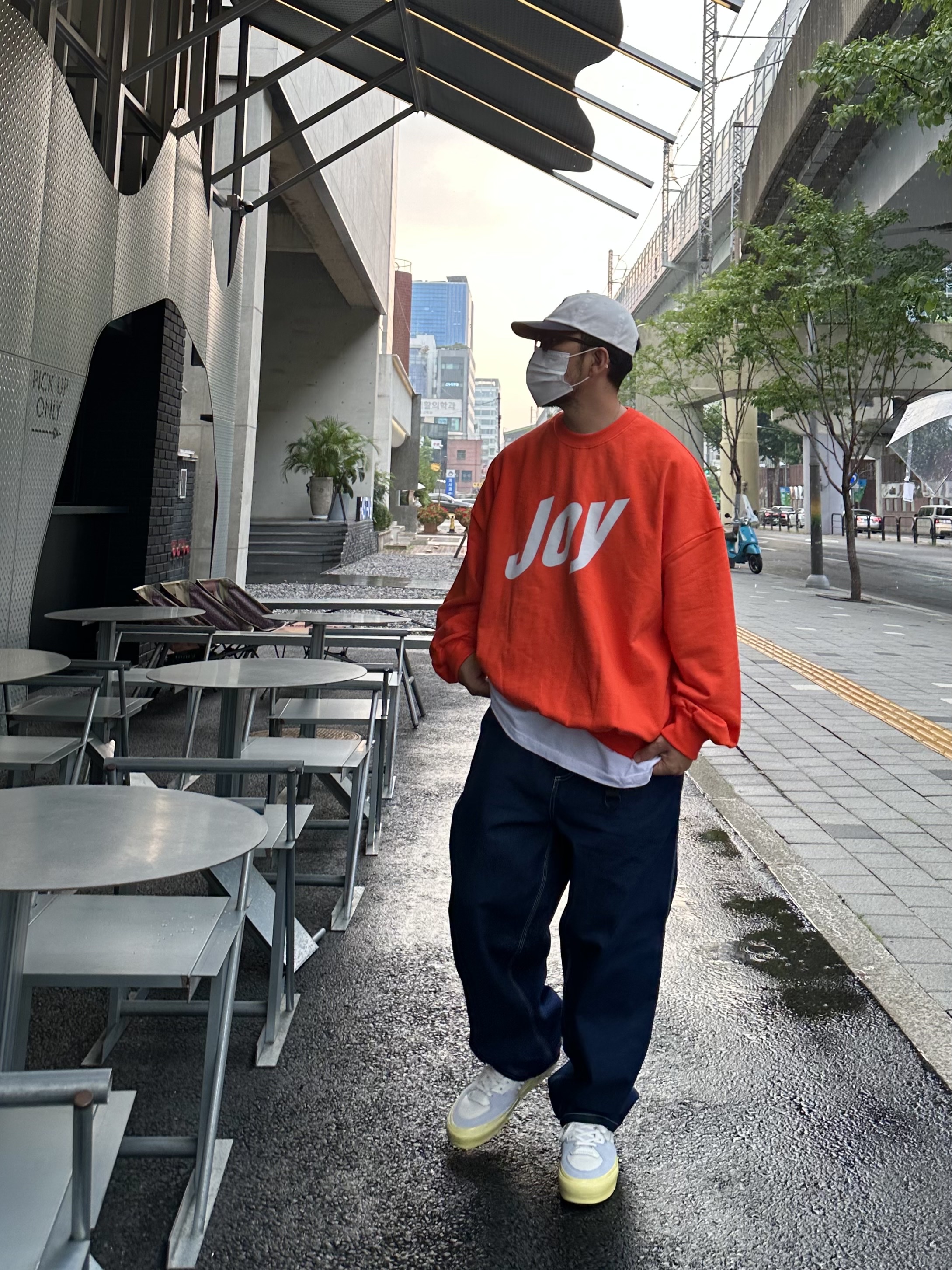 Stussy Vintage S Low Pro Cap Khaki, Human Made Heart Mini Keycharm Red 착용 스타일 - 5